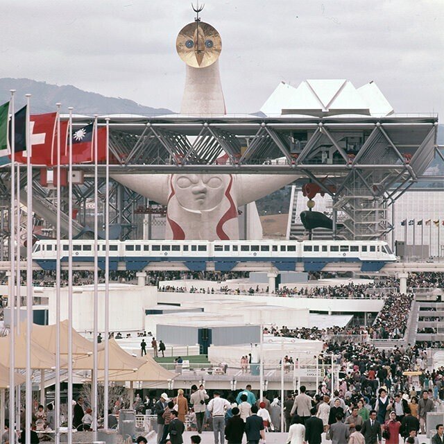 🌞太陽の塔】〜「1970年 日本万国博覧会」のシンボルとして芸術 🌞太陽の塔】〜「1970年 日本万国博覧会」のシンボルとして芸術