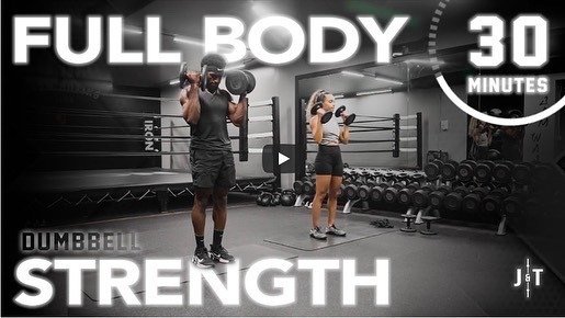 ボディがパンプする世界的エクササイズプログラムのインストラクター