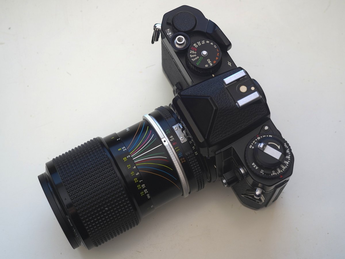 14 - Nikon FE （+レンズ2本）｜spinozamotors 