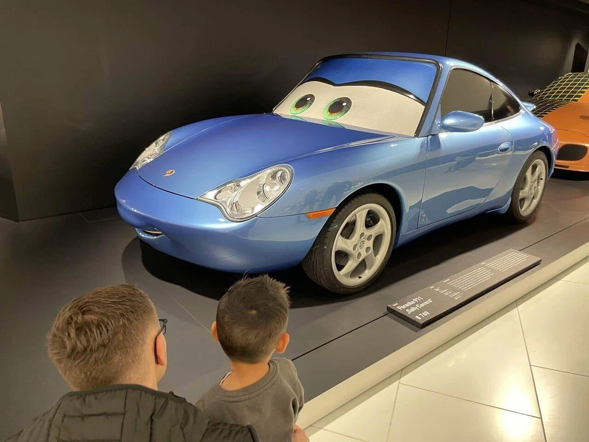 秋旅2022 シュトゥットガルト ポルシェ・ミュージアム｜ユイじょり