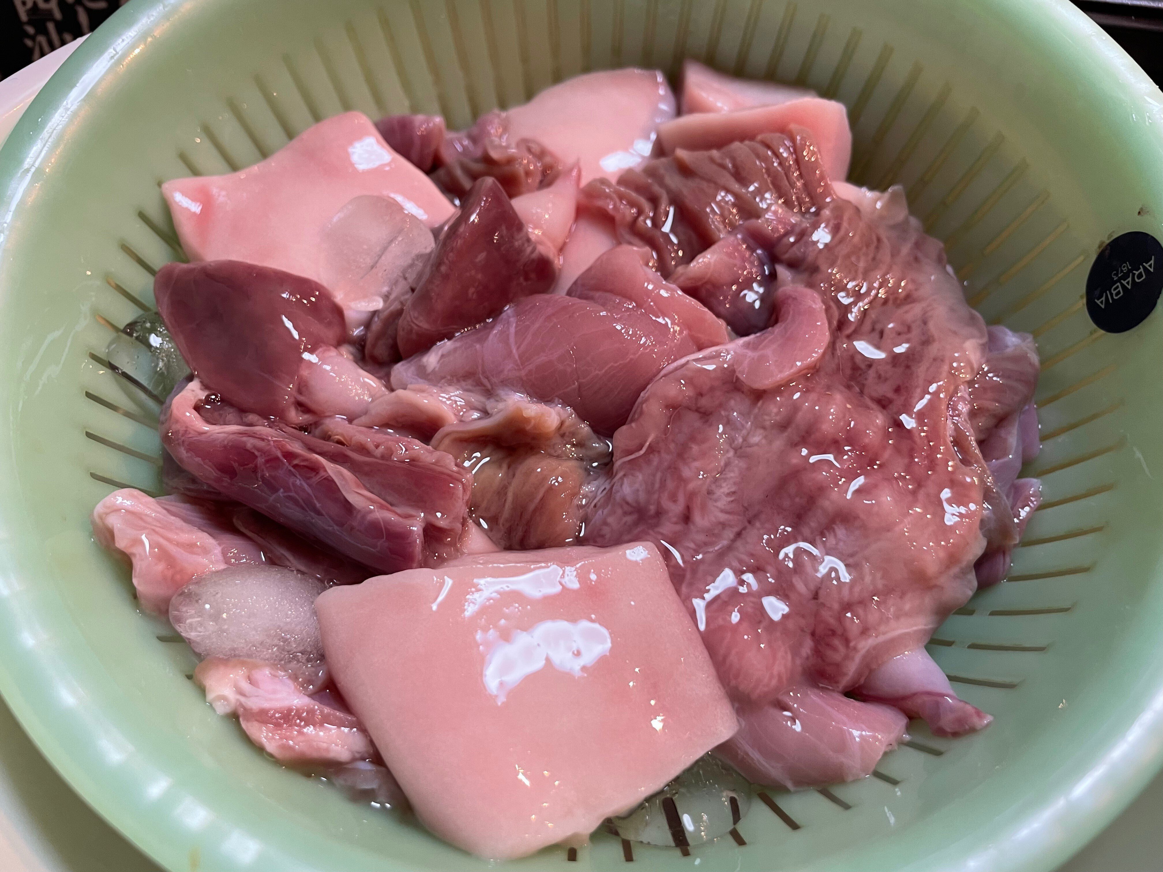 チュウ（鮭の胃袋）｜小野瀬雅生