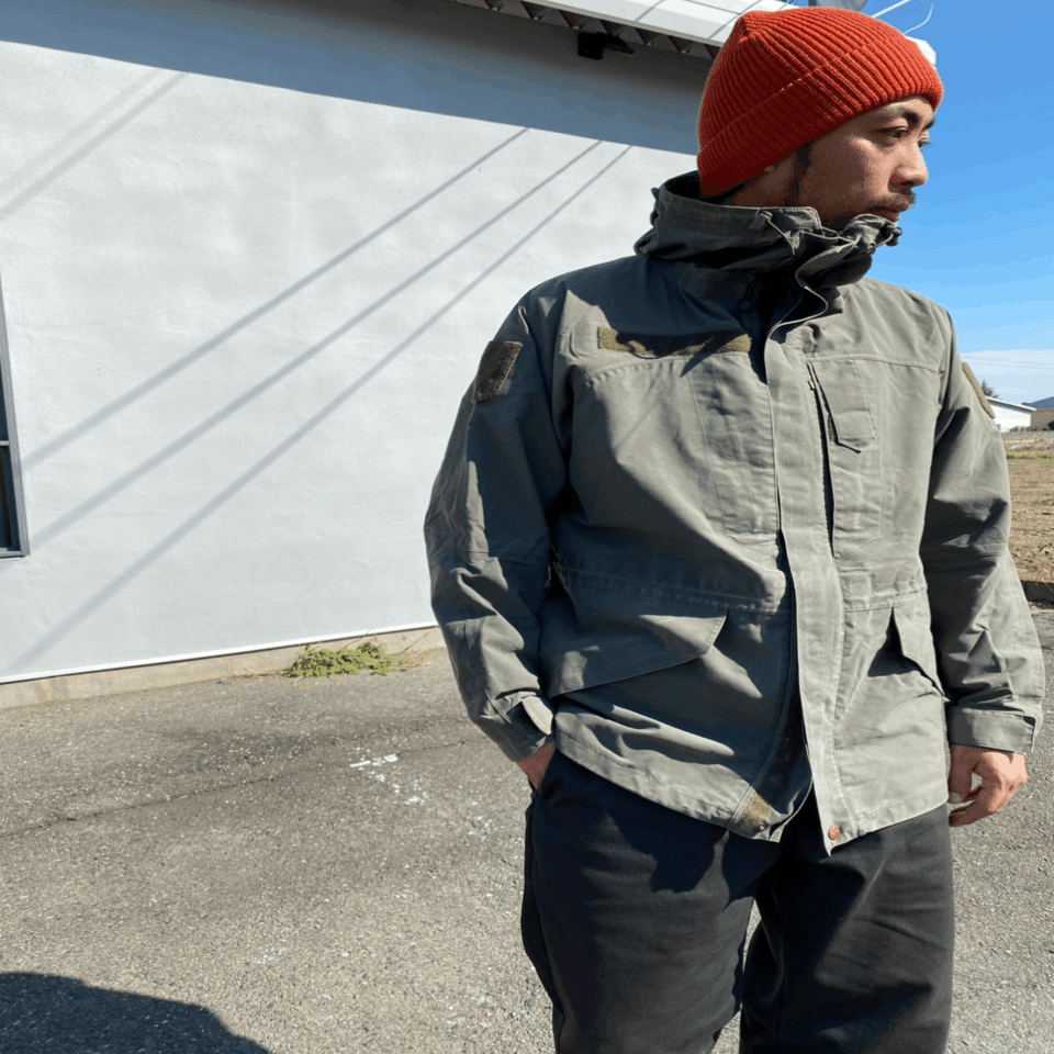 オーストリア軍ゴアテックスジャケット マウンテンパーカー　Sサイズ 絶対手に入れといた方が良いヤツ-オーストリア軍 ゴアテックスパーカー