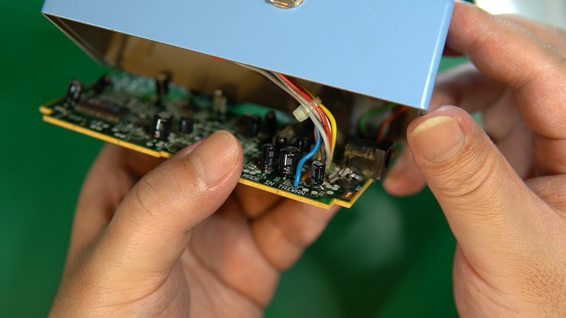BOSS CH-1 mod アナログ　LEDがRATEに合わせて点滅します！ BOSS CH-1 mod アナログ LEDがRATEに合わせて点滅します