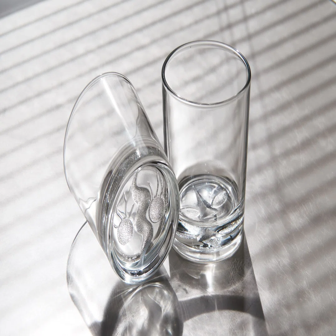 私的逸品 #11 岡本太郎の『顔のグラス』｜Hallucigenia