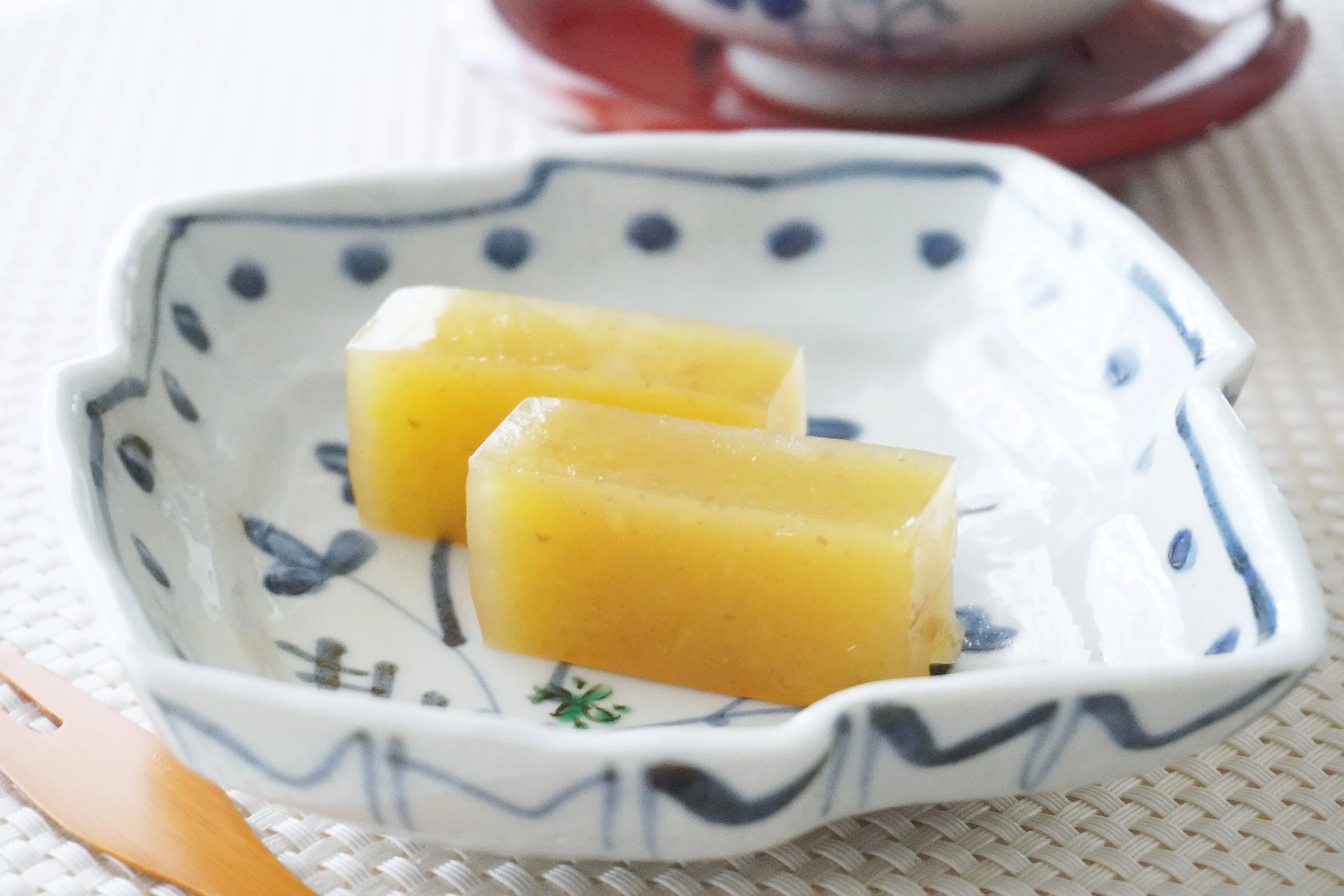 まさに、栗そのもの! 琥珀色の「純栗羊羹」(栗屋西垣)|食の工房オフィスアルベロ【イタリア料理教室 in 神戸】