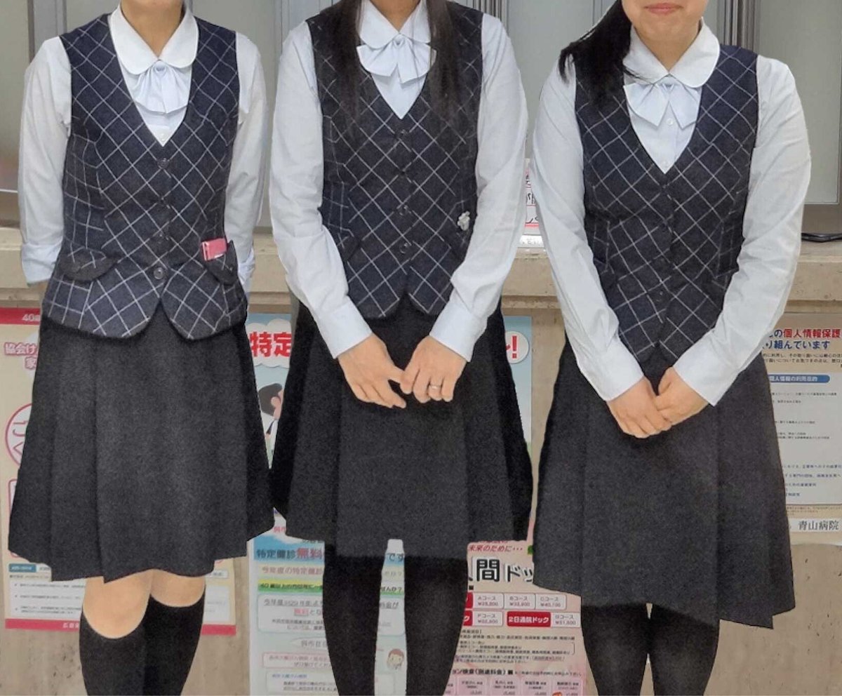 事務員　おばさんol制服 失われたOL制服のブラウス｜monaco