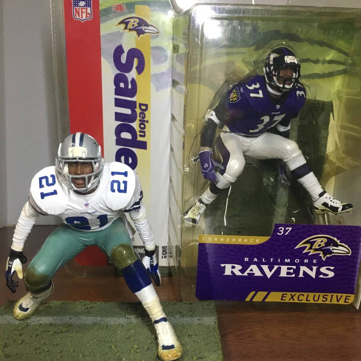 ポラマルの部屋#26 ディオン・サンダース マクファーレンNFL2パック 