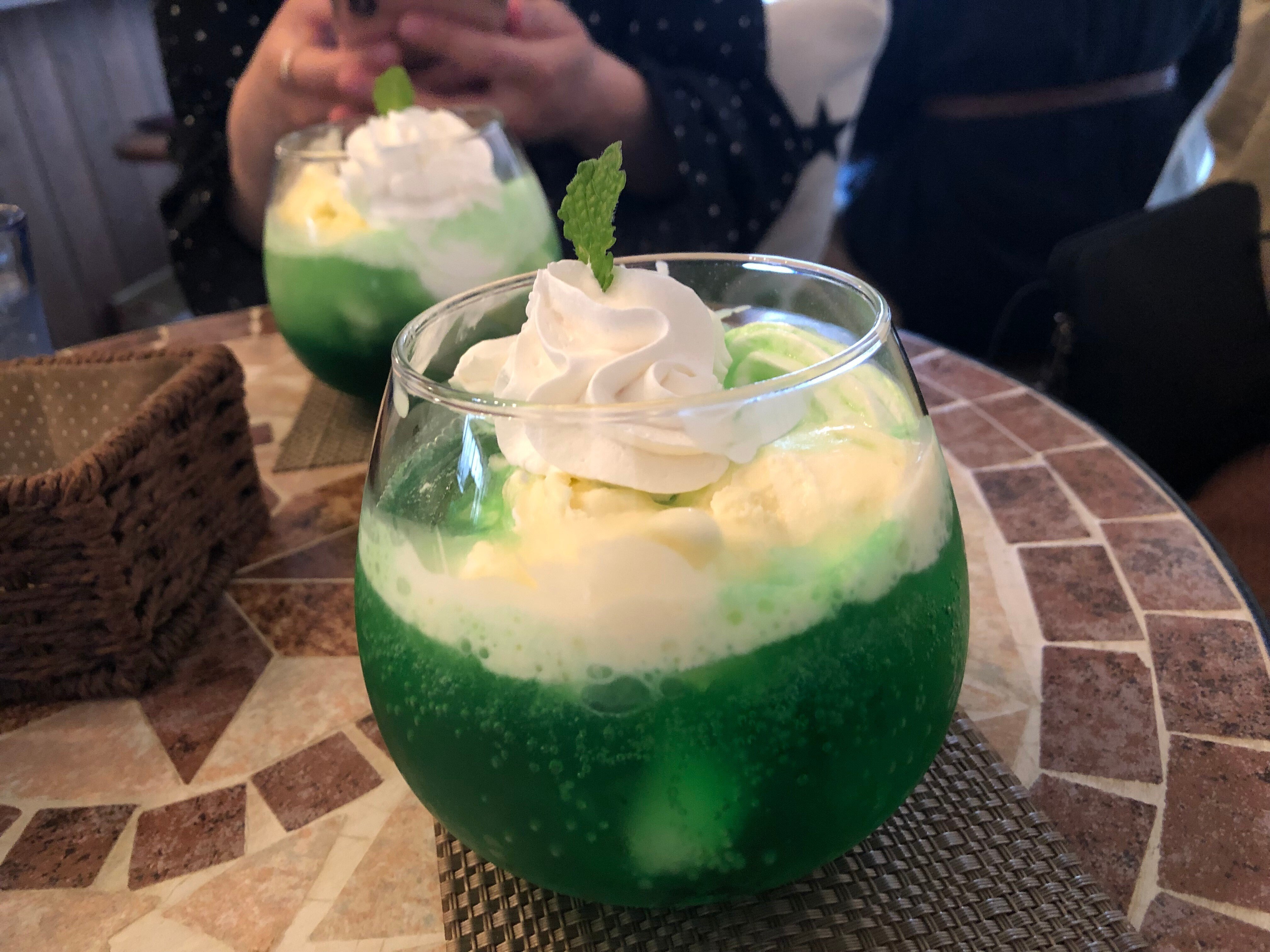 大阪の純喫茶】クリームソーダ記録帖 #1｜柚