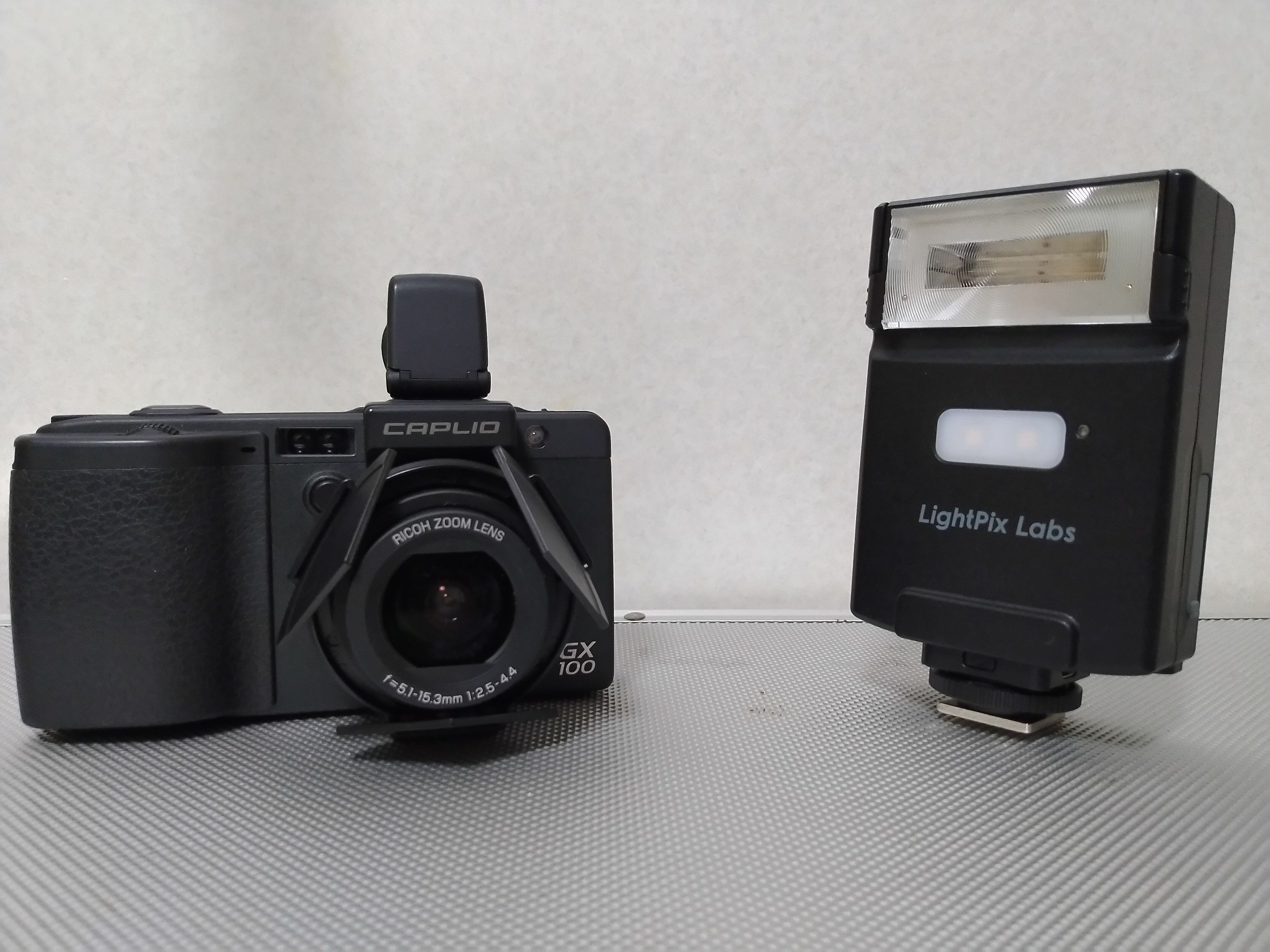GX100とQ20Ⅱでスナップをする|こびとたびにでる GX100とQ20Ⅱでスナップをする|こびとたびにでる