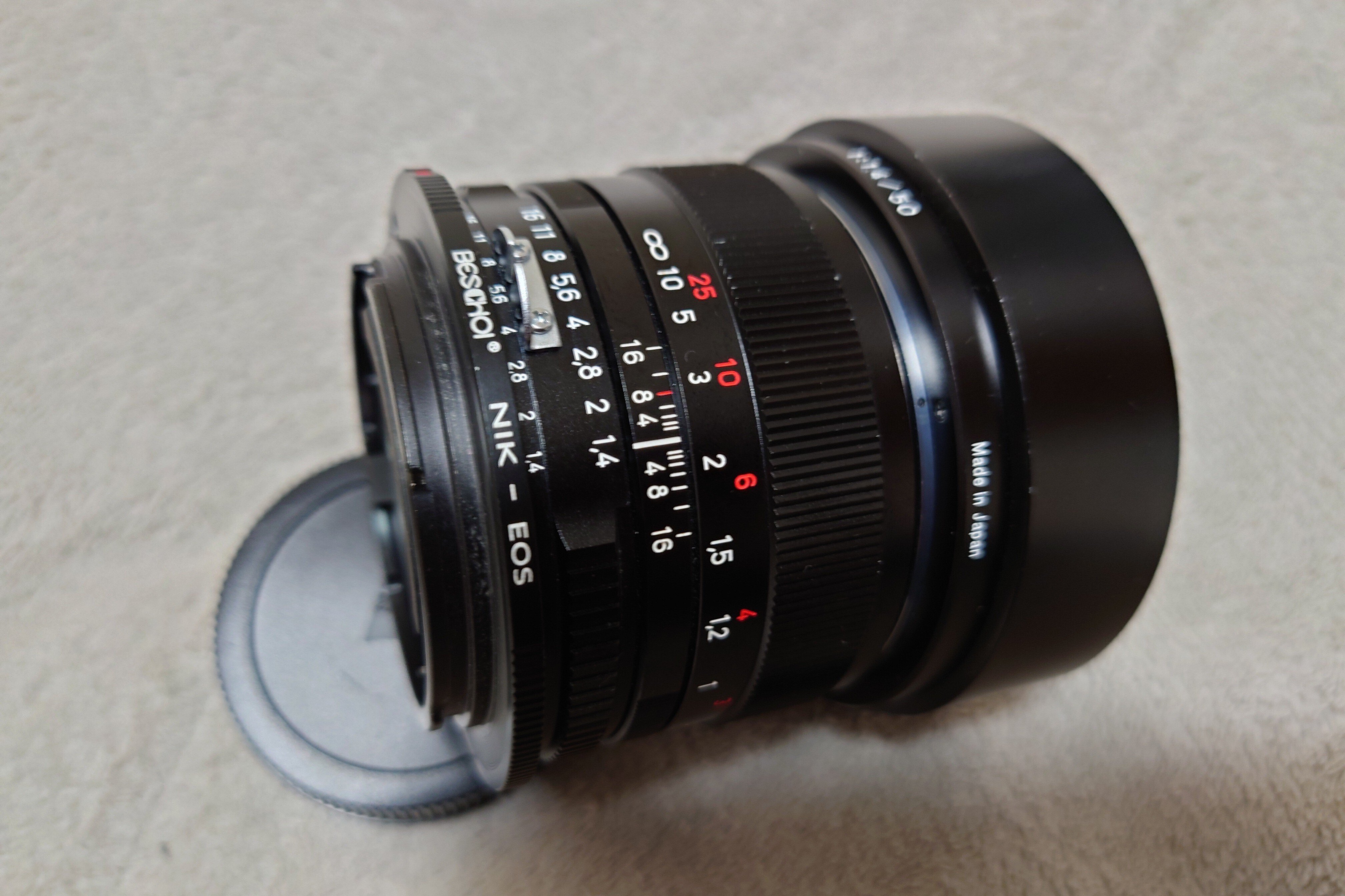 Carl Zeiss Planar T* 1.4/50|あお Carl Zeiss Planar T* 1.4/50|あお