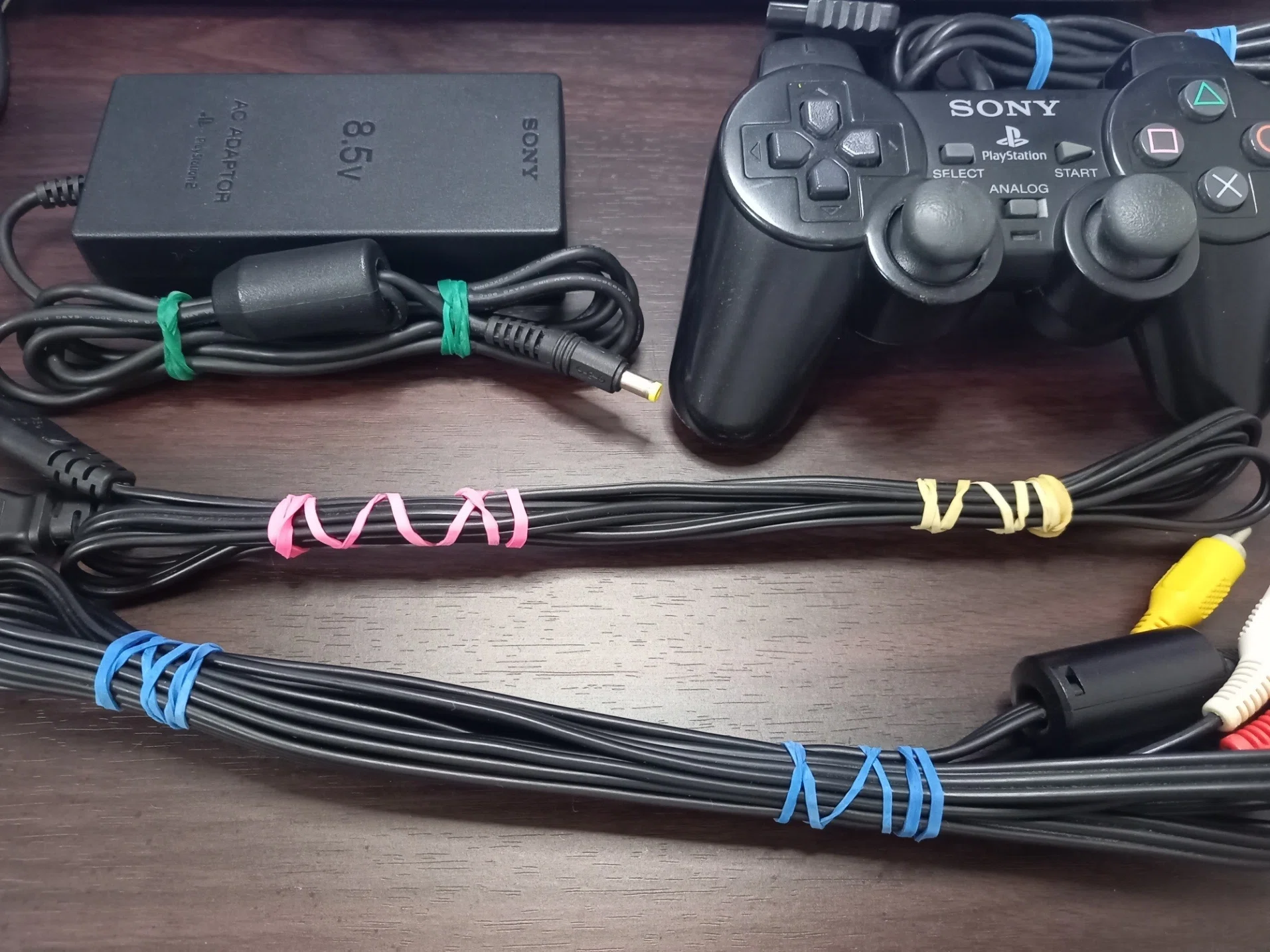 寝転がってPS2をプレイする！実現構想を練るの巻き（その3）｜Field West