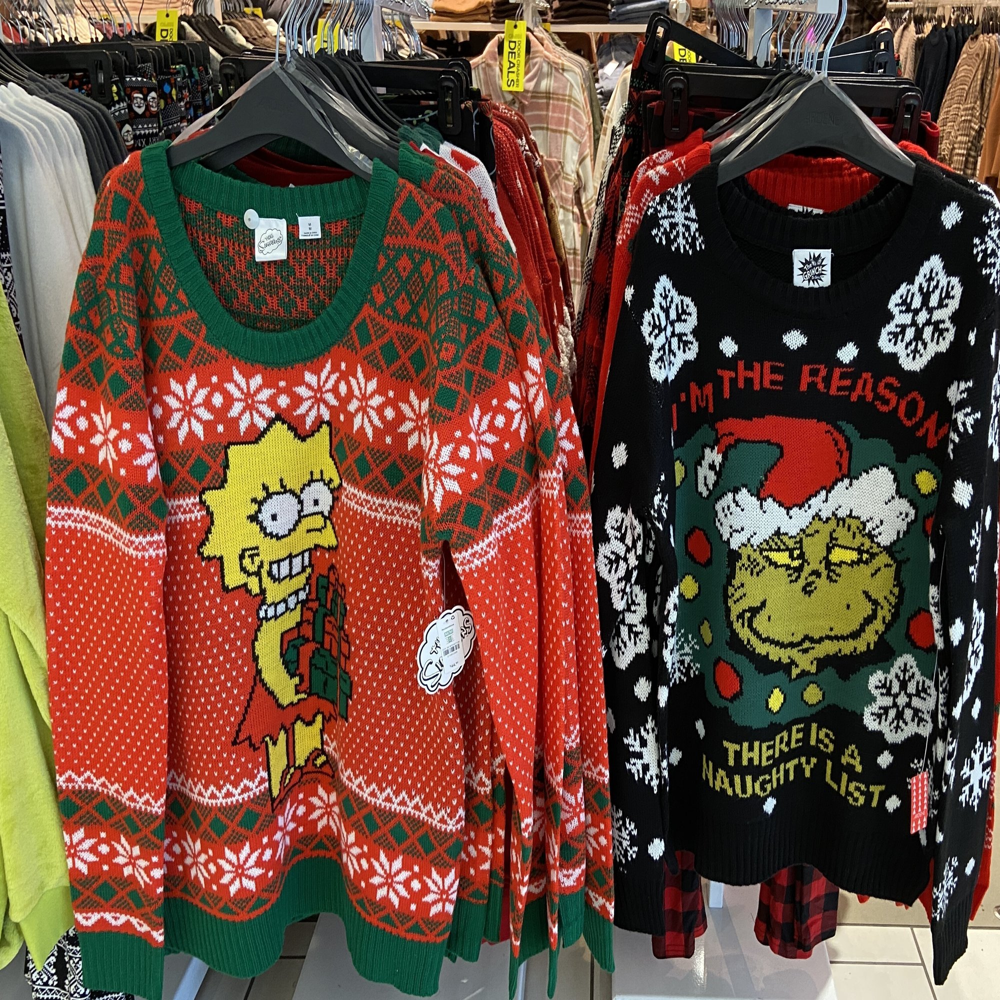 クリスマスパーティー のドレスコードは「UGLY SWEATER!」！
