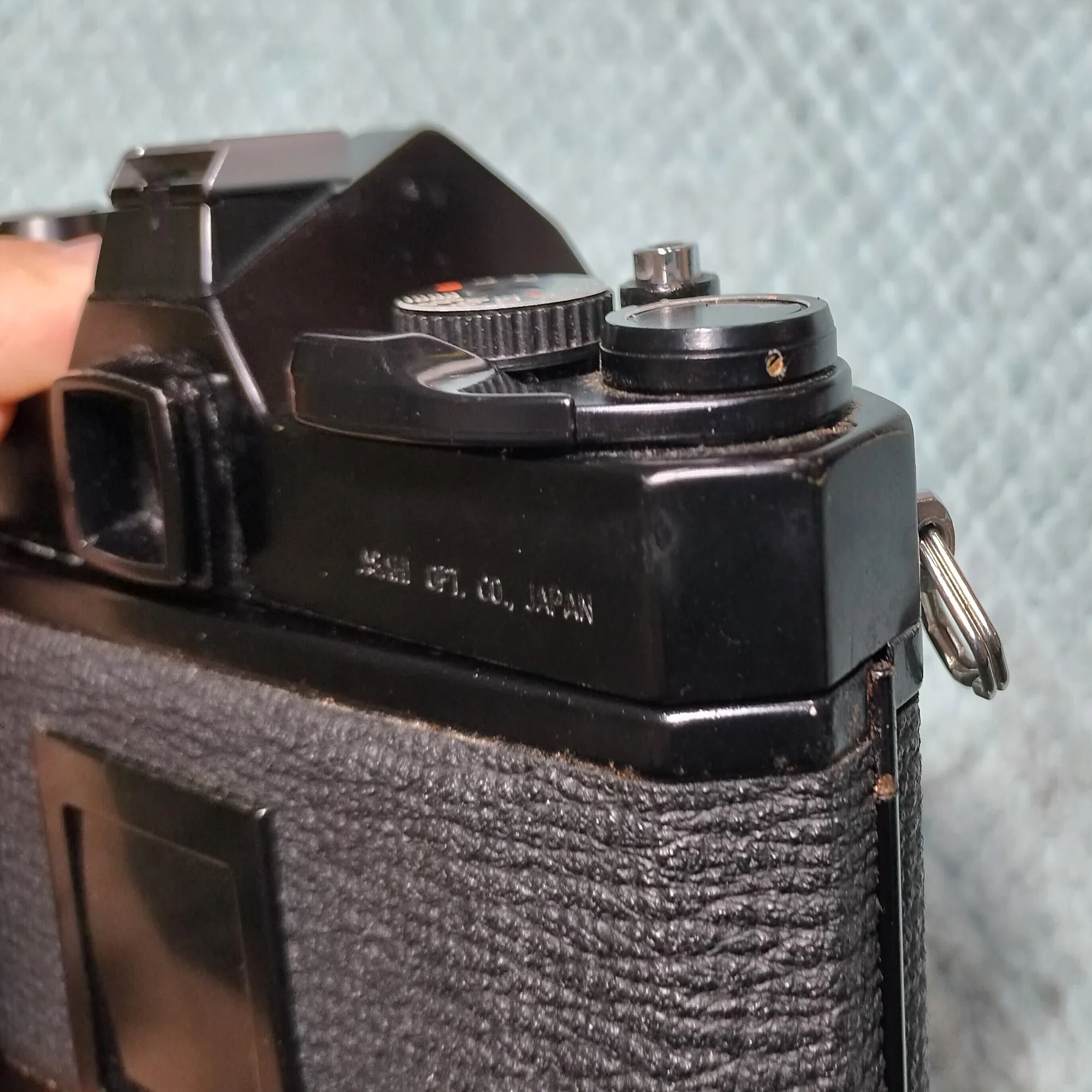 Pentax KXの分解｜フィルムカメラ修理のアクアカメラ