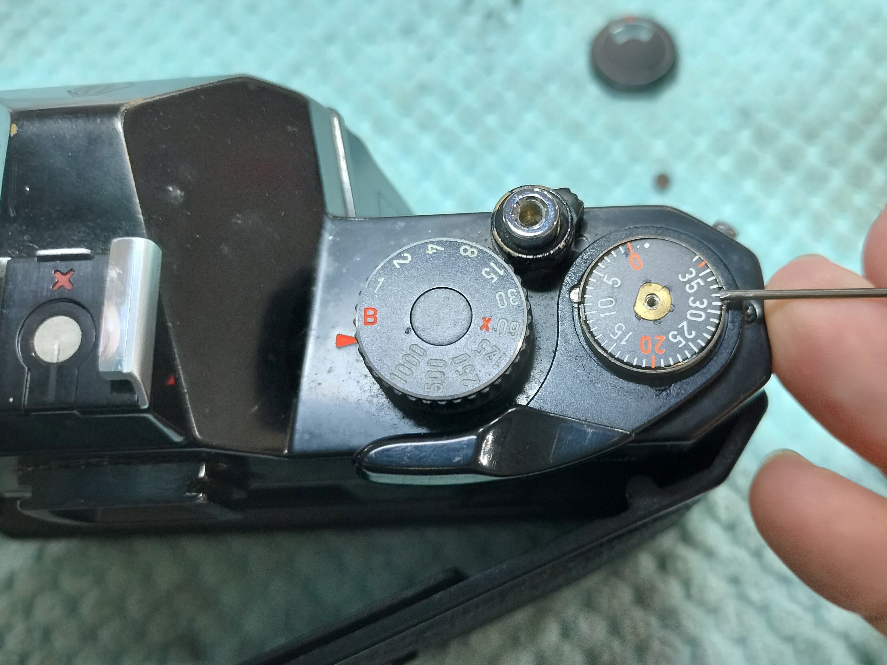 Pentax KXの分解｜フィルムカメラ修理のアクアカメラ