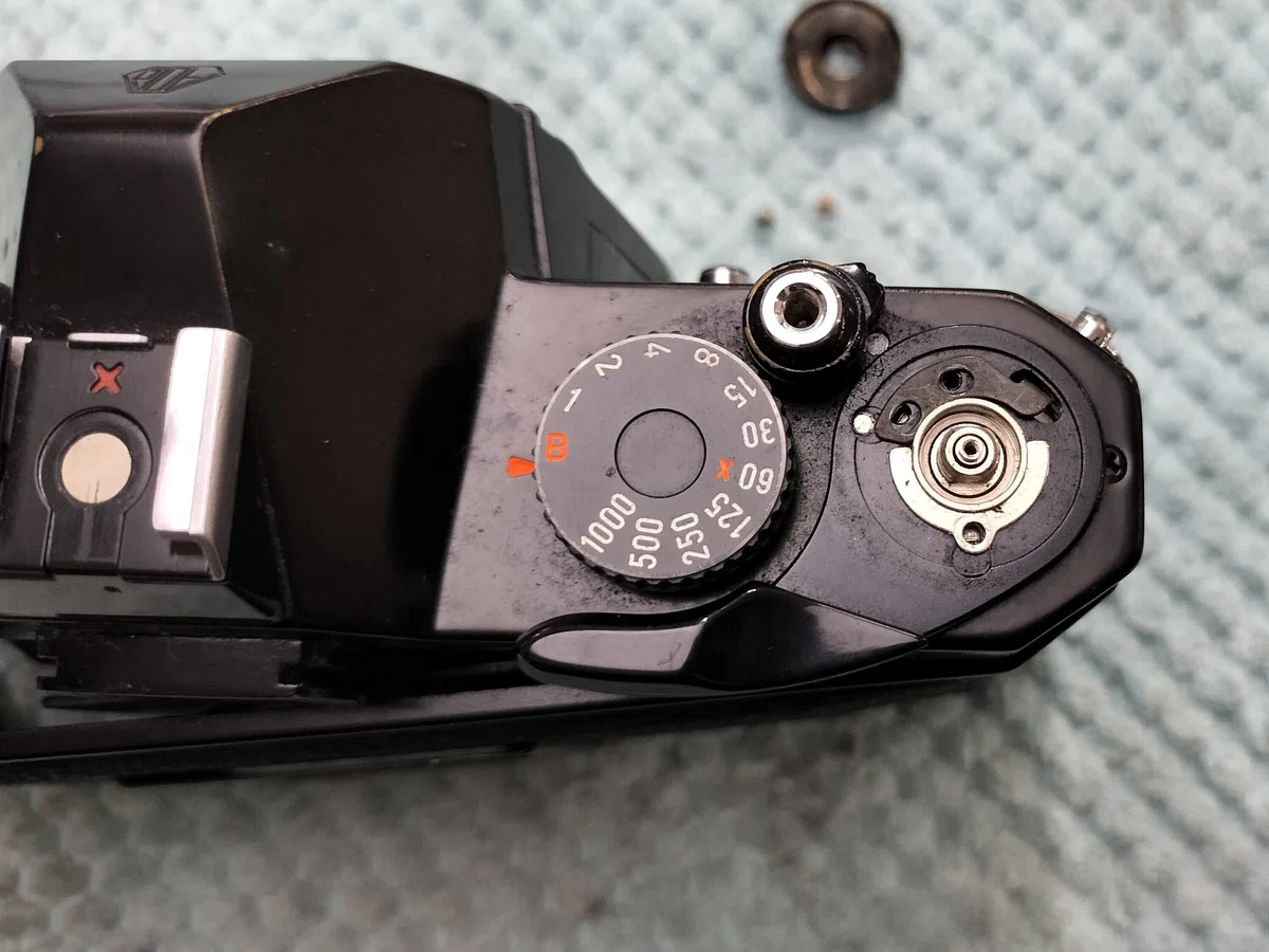 Pentax KXの分解｜フィルムカメラ修理のアクアカメラ