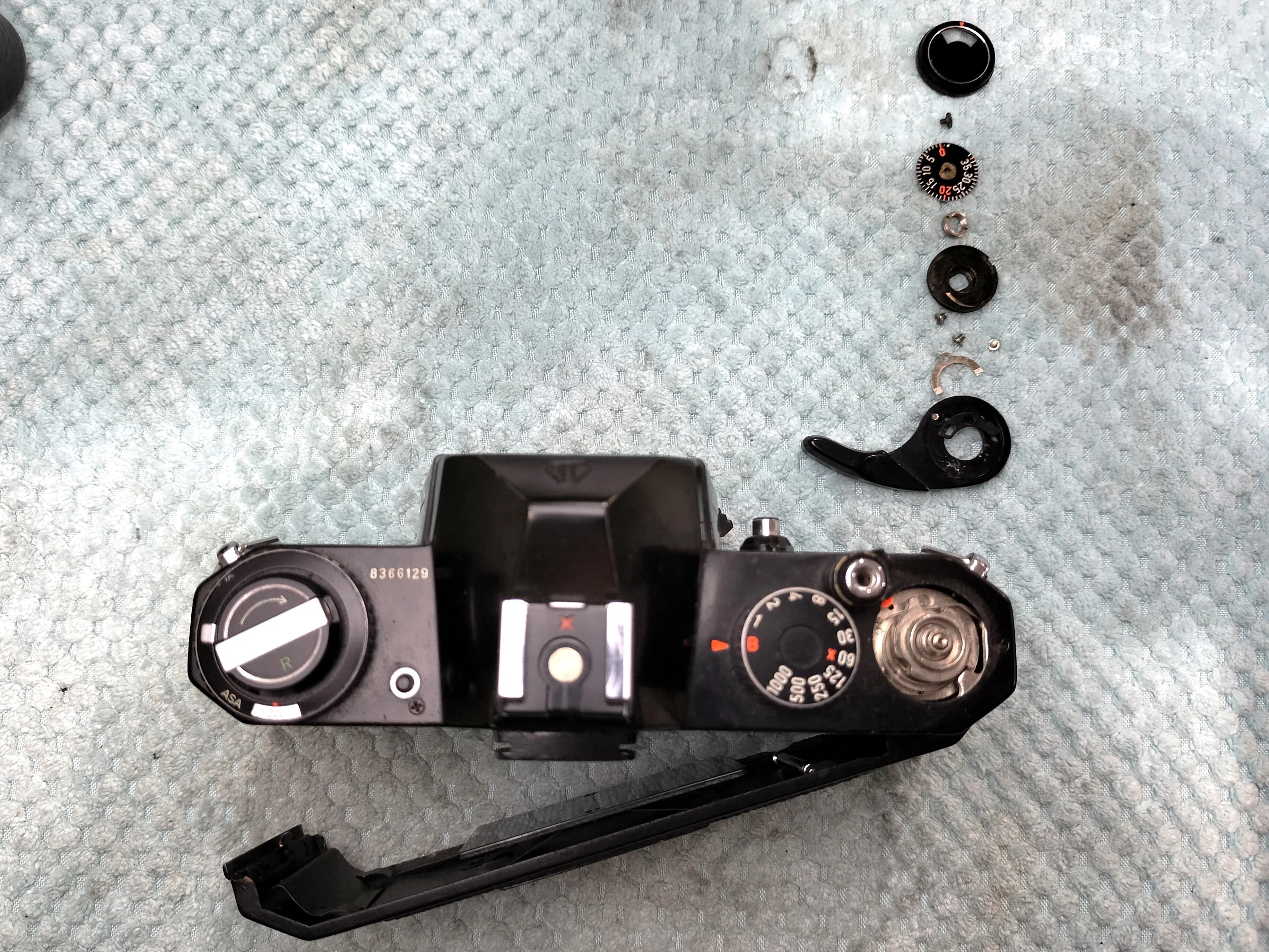 Pentax KXの分解｜フィルムカメラ修理のアクアカメラ
