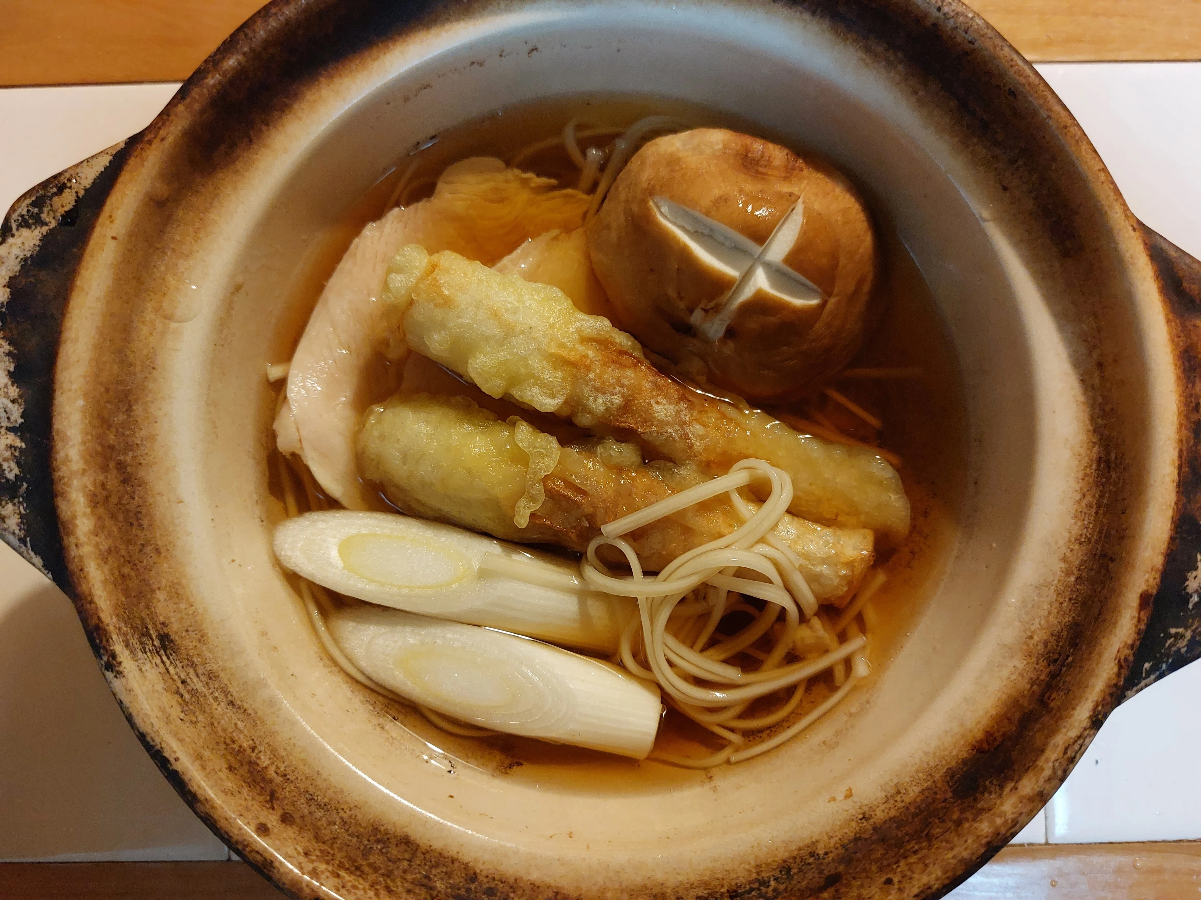 鍋焼きうどんは全国共通やわらかい。｜tokeiya