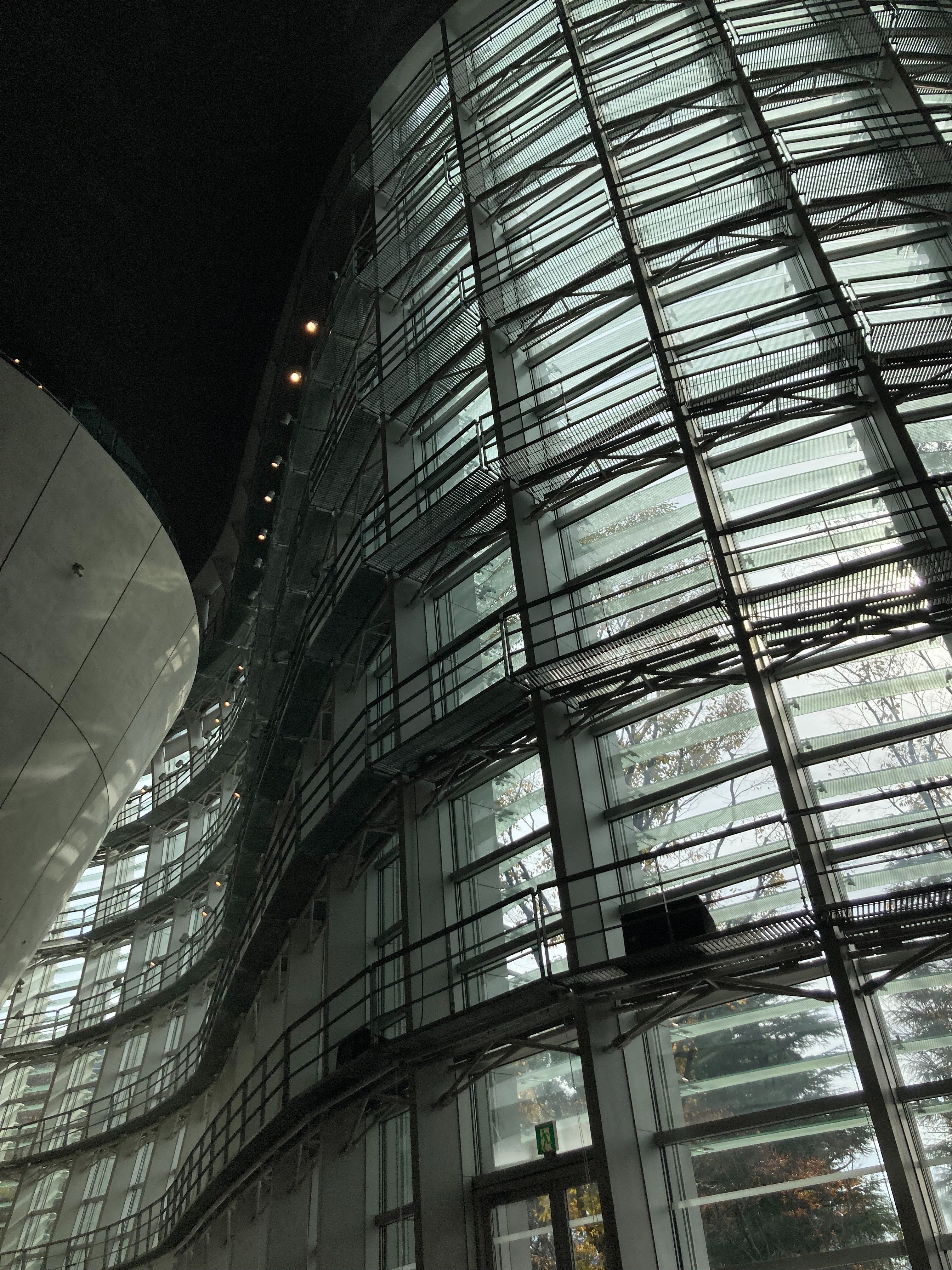 日展、行ってん｜もつにこみ