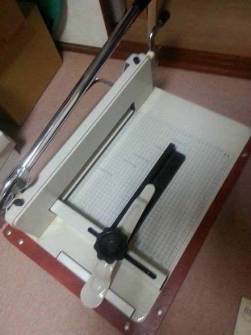 電子書籍自作「自炊」のススメ ＃1 ～機材準備と裁断まで～｜RAM