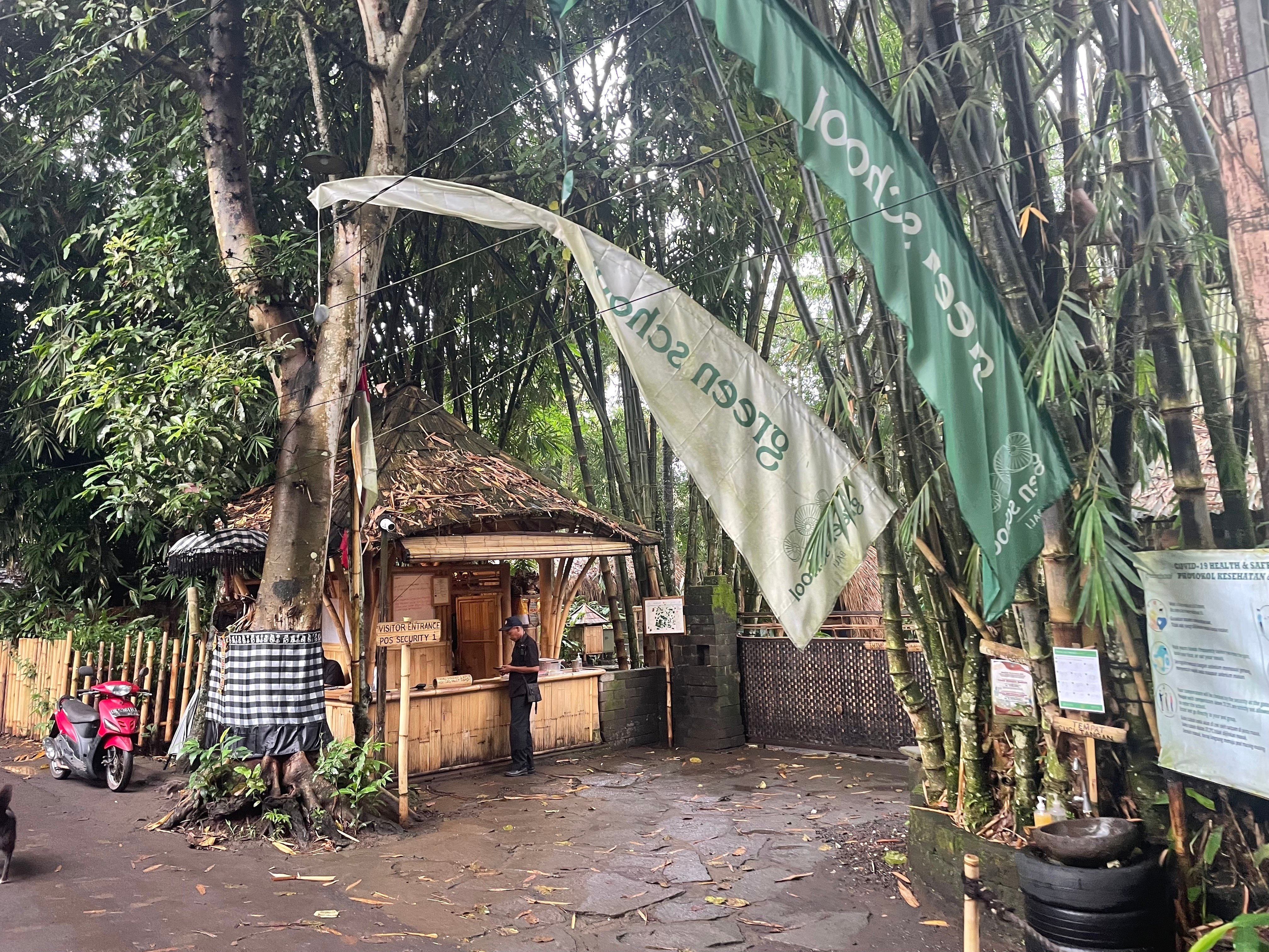 学校に行ってみた】インドネシア、バリにあるThe Green School｜西山和季