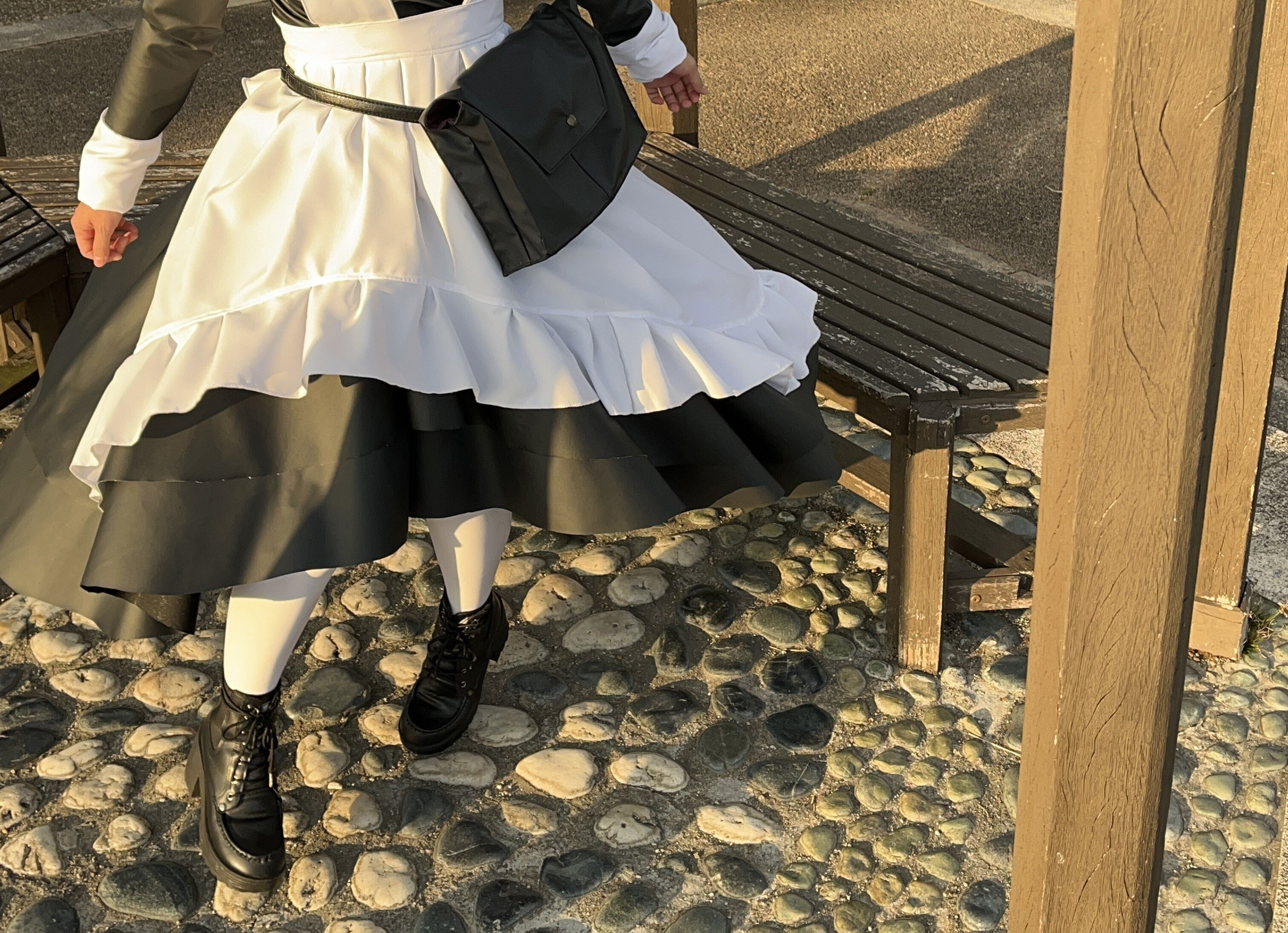 今回のメイド服のこだわり(エプロンと袖口、パニエ編)|ら 今回のメイド服のこだわり(エプロンと袖口、パニエ編)|ら