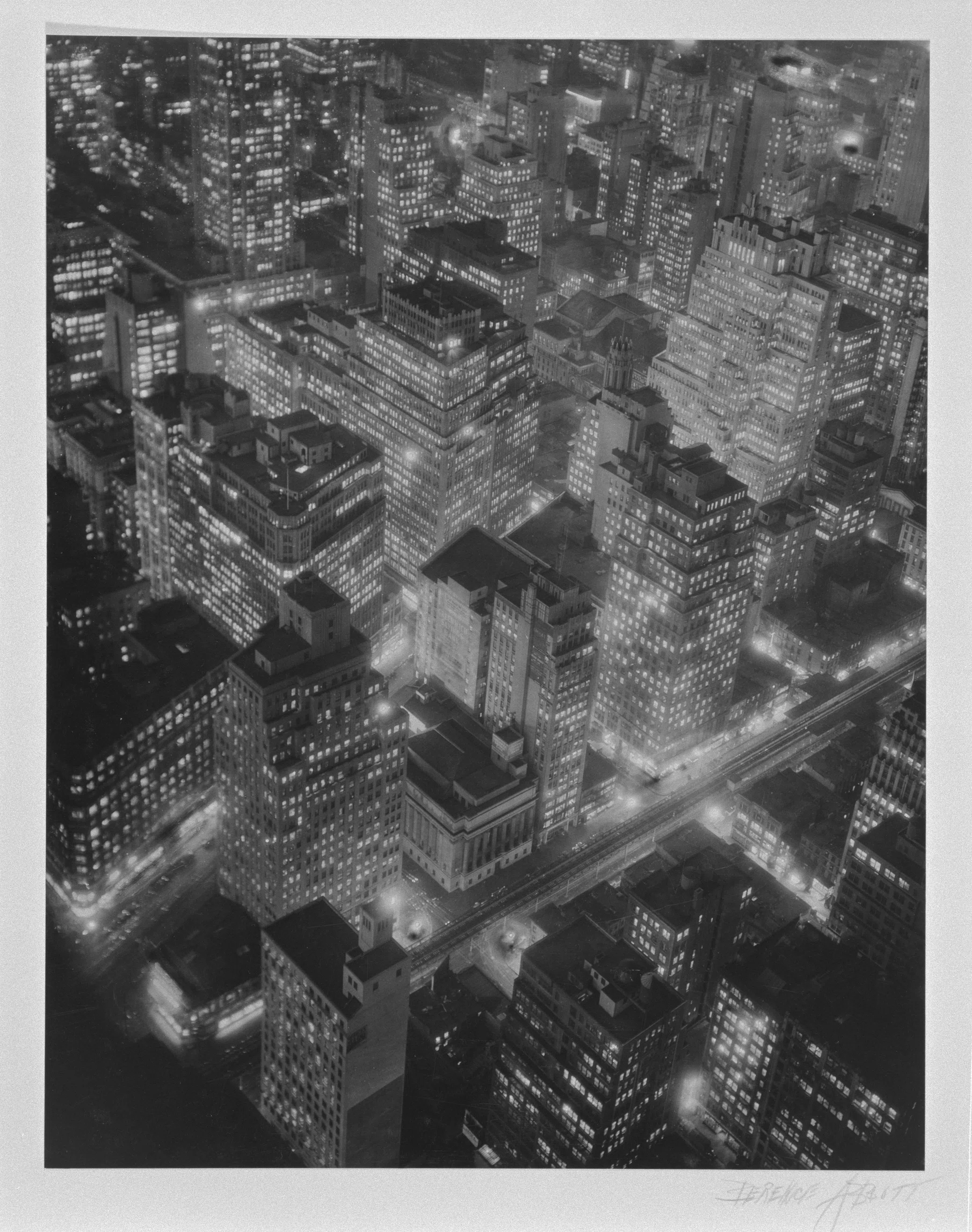 1930年代、摩天楼、電気の光―ベレニス・アボット《ウェストサイド