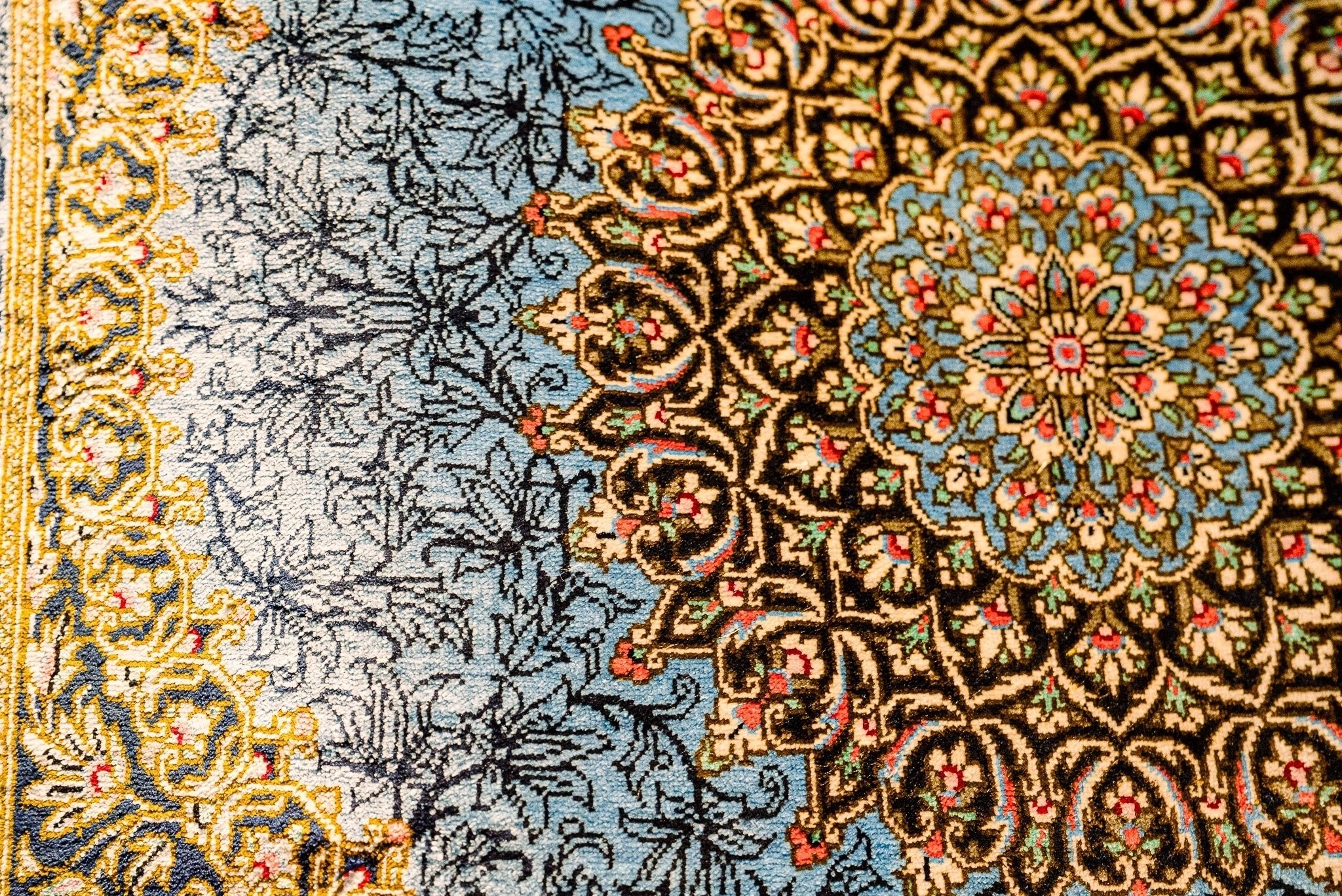 はじまりの絨毯−手織り絨毯の起源・ペルシャ絨毯−｜三方舎書斎gallery