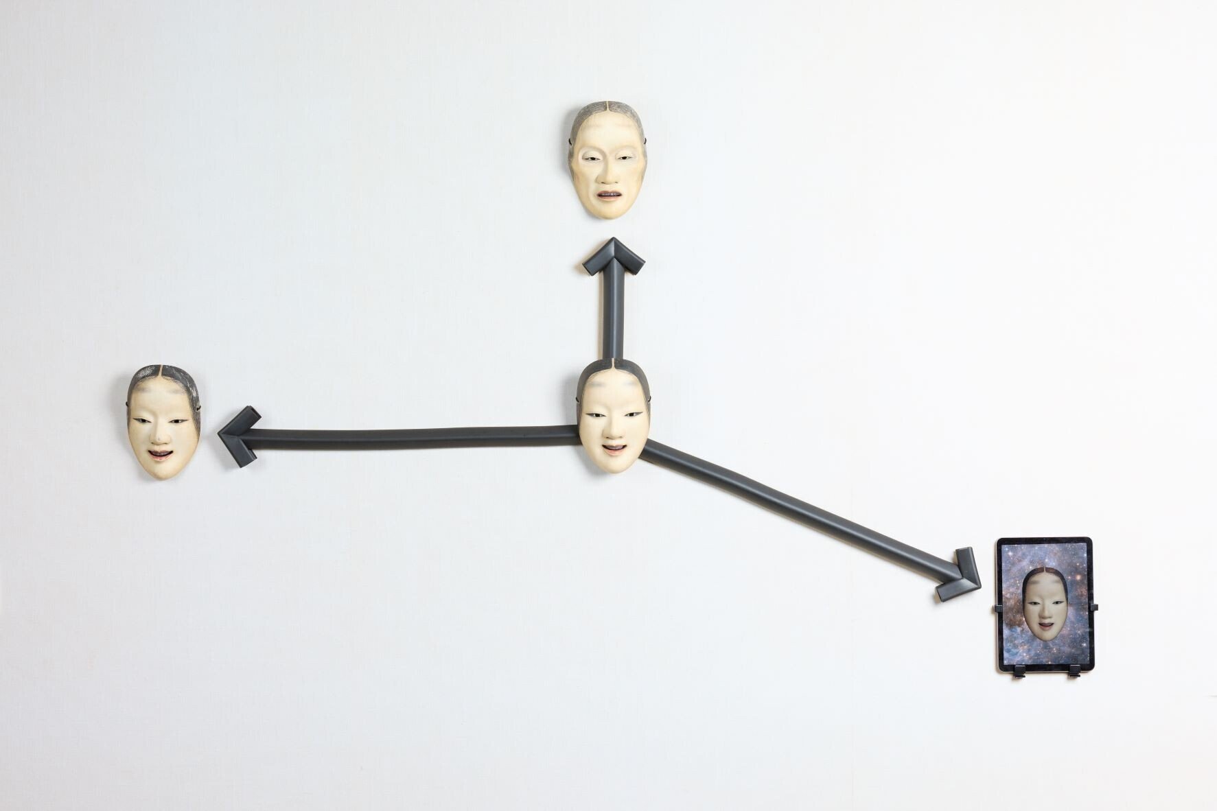 作品紹介】『ベクトル』 能面×時間×テクノロジーの現代アート作品