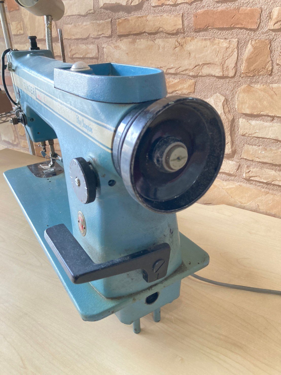 貴重 シンガー 工業用レトロミシン 型番120U