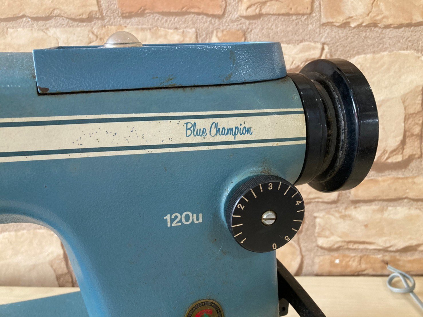 貴重 シンガー 工業用レトロミシン 型番120U