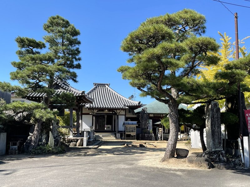 「四国別格二十霊場」　第9番札所 大法山 文殊院入口（山門はなし）