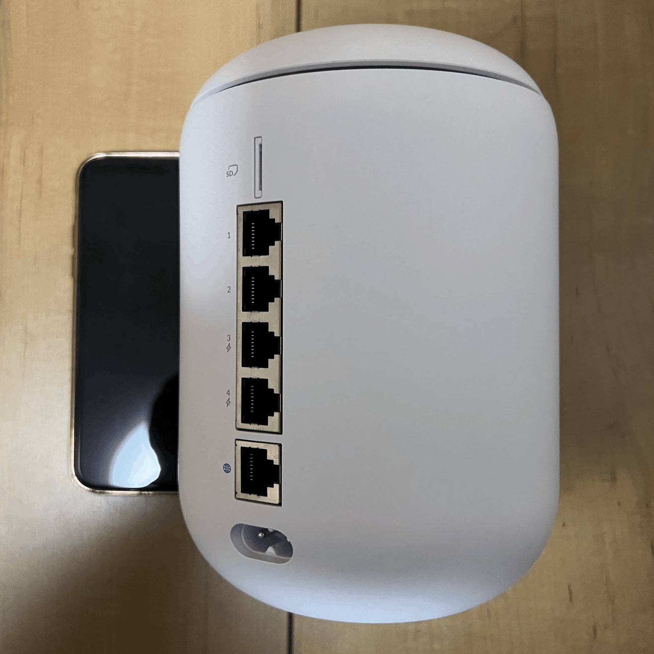 多機能WiFiルーター UniFi Dream Router レビュー｜ヤスムラ