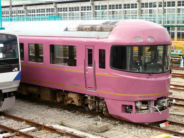 2009年11月頃：常磐線・勝田車両区：485系・宴｜ヒル