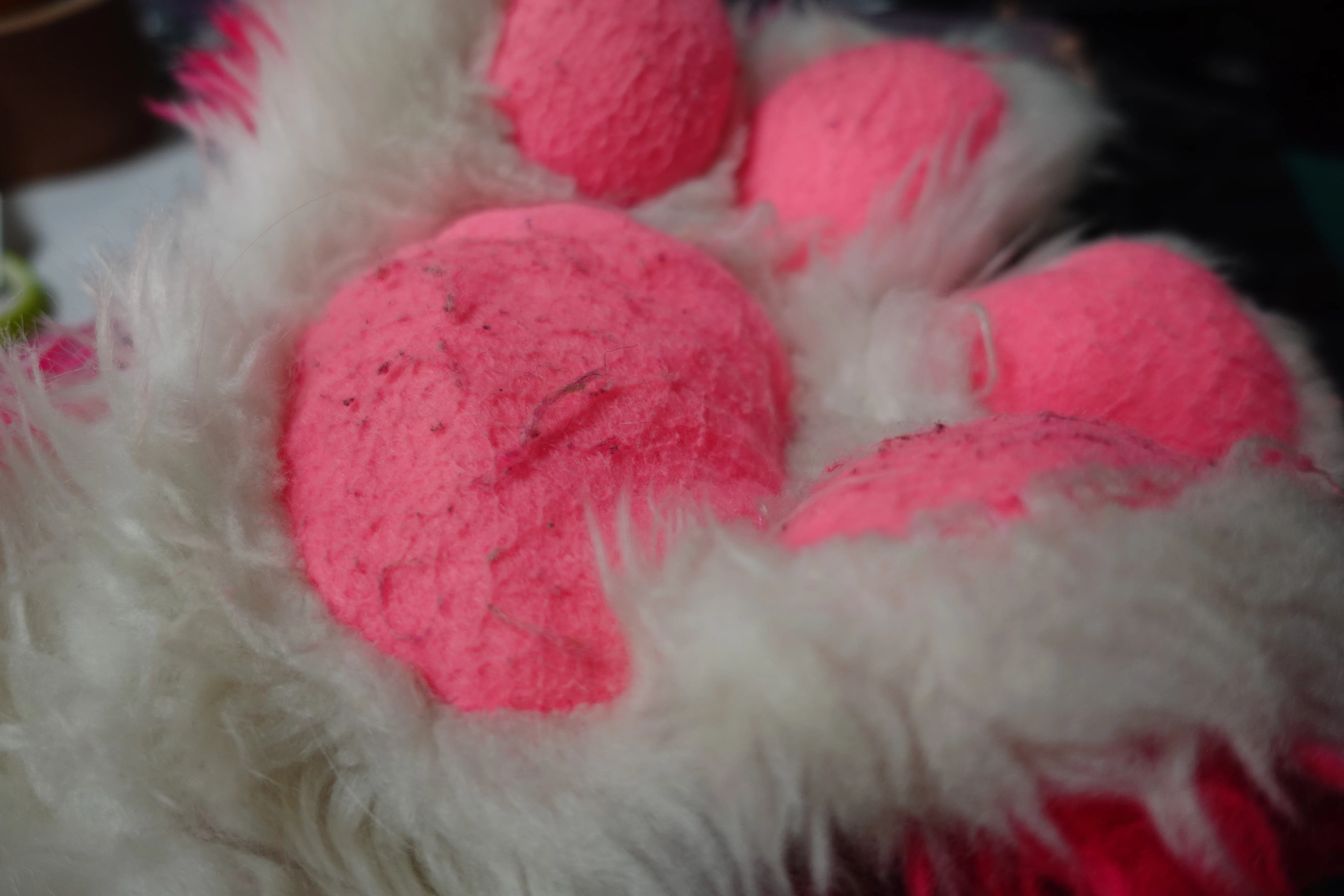 ふわふわアニマルFursuit 越さ 足パーツ-ピンク
