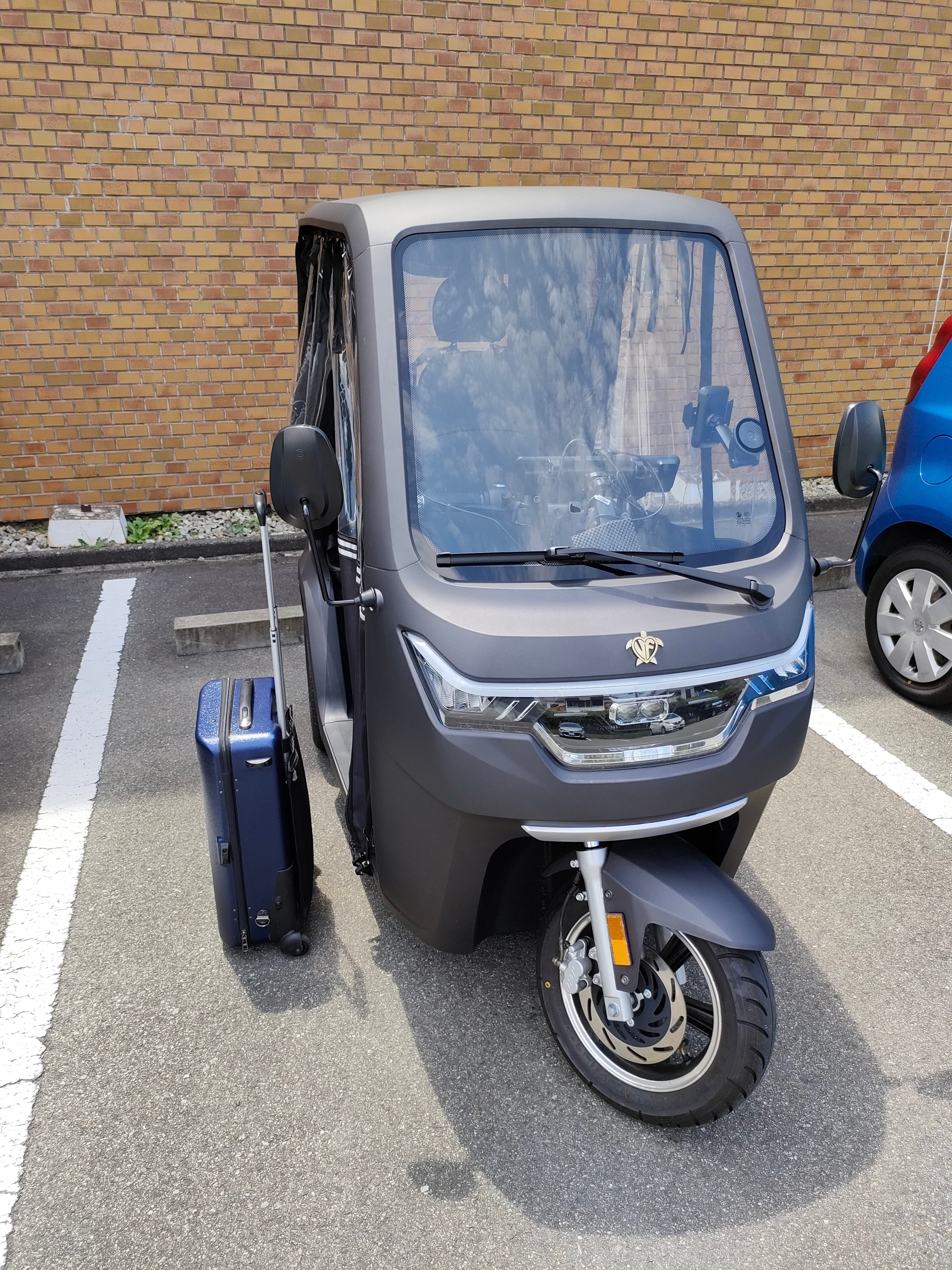 キャスター付きトランペットケースPROTEC BLT301のタイヤ交換した話