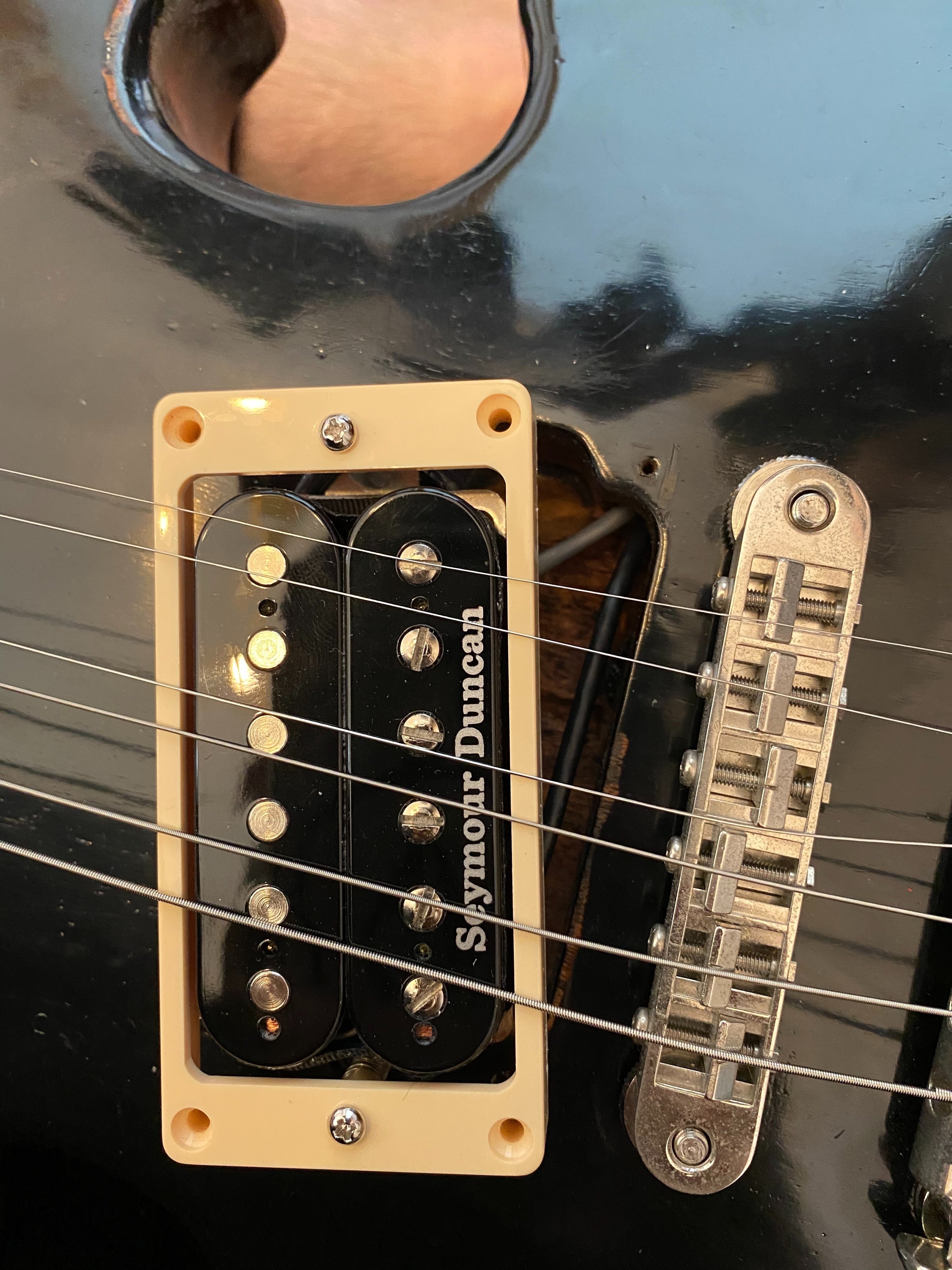 ほぼ素人がゆるく手がける完璧を目指さないguitar DIY 19 変身