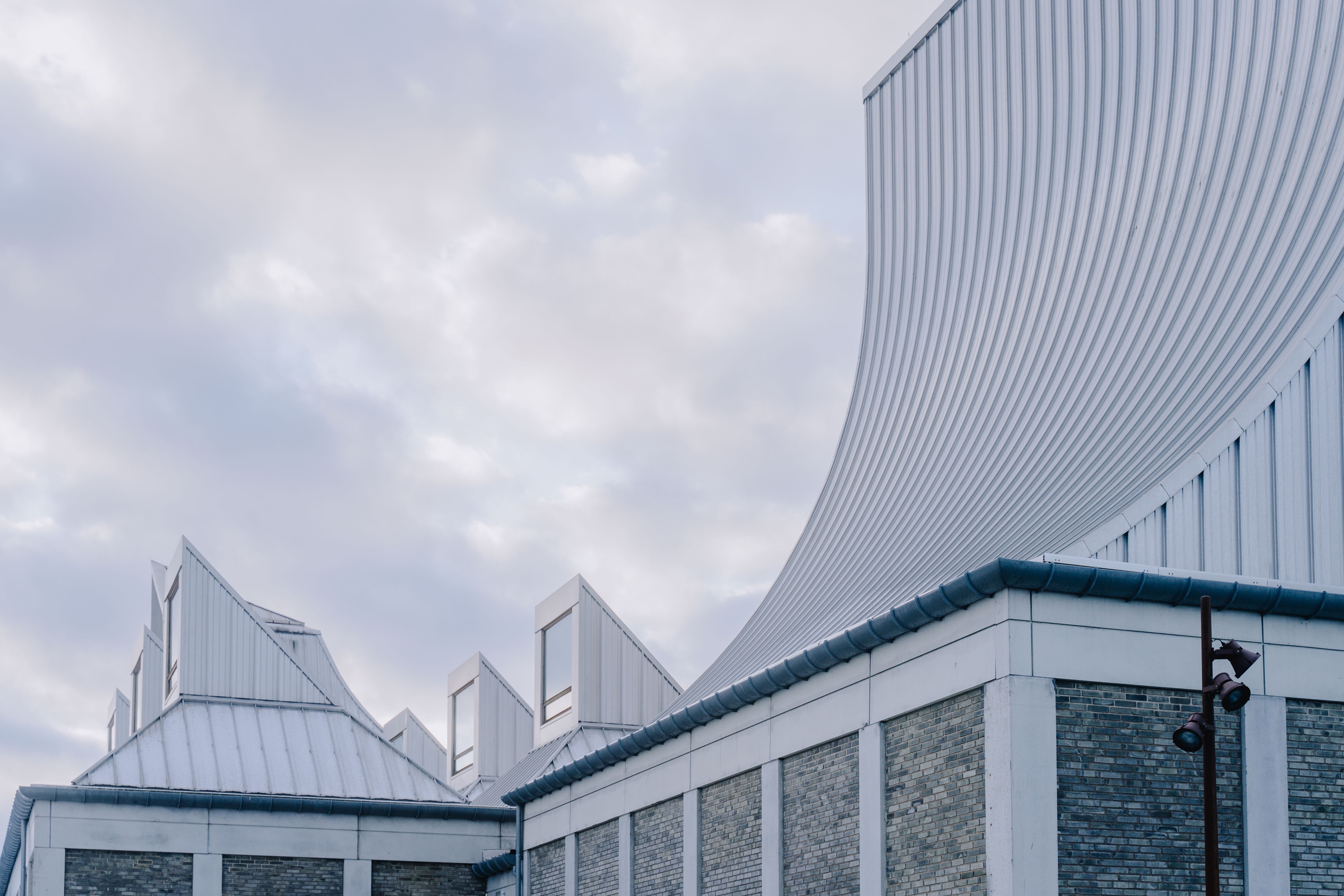 シドニーのオペラハウスを設計したデンマークの建築家Jørn Utzon