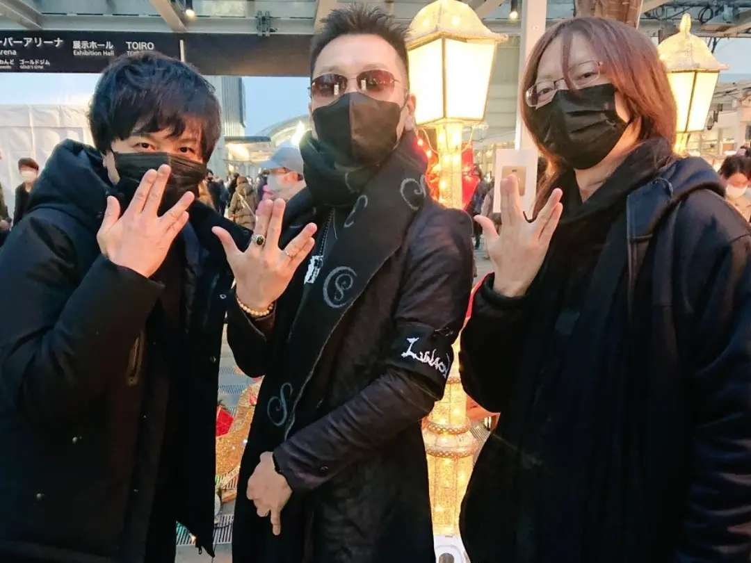 LUNA SEA SUGIZO 黒 フード付きパーカー Sサイズ　新品　未使用 2025年最新】LUNA s パーカーの人気アイテム - メルカリ