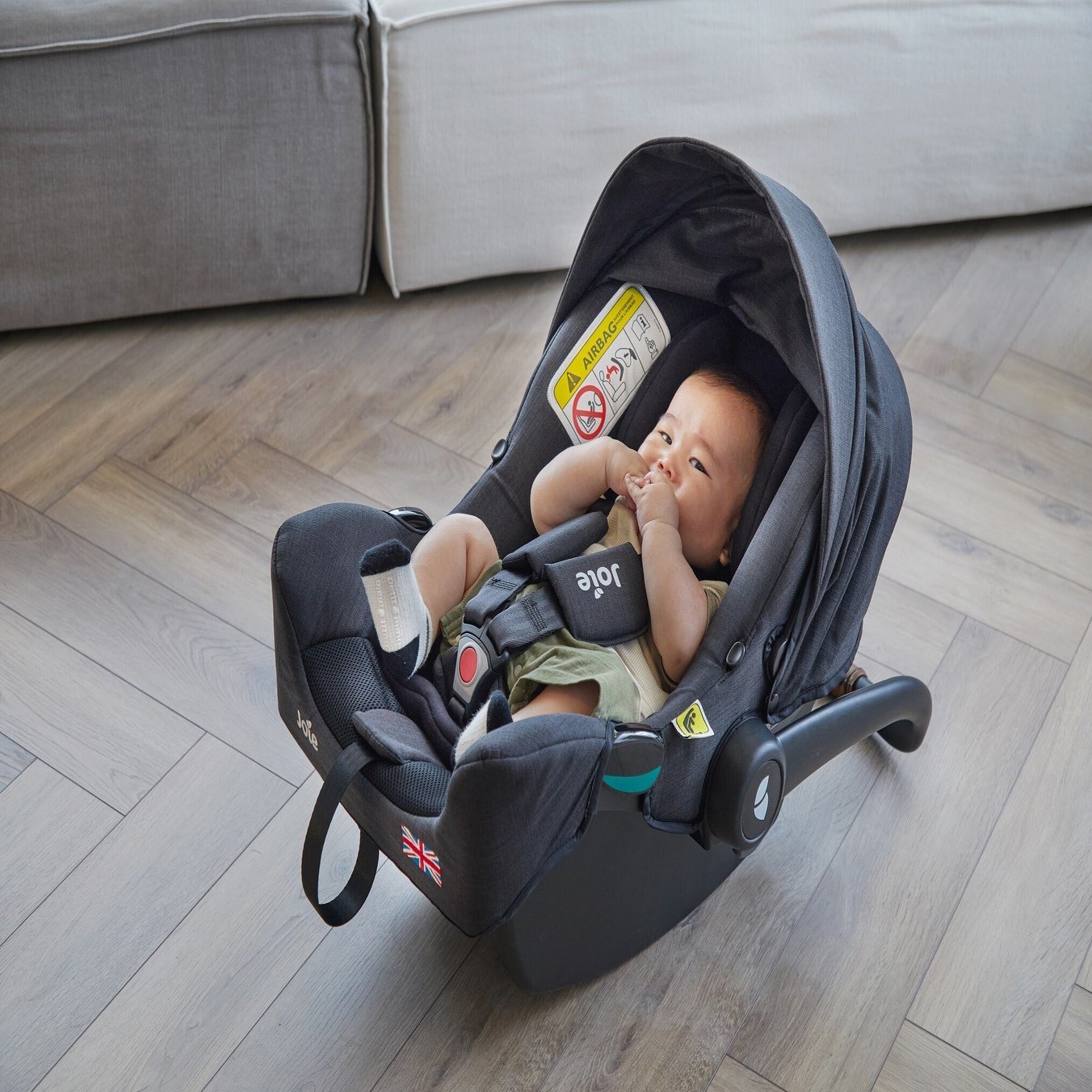 スタッフ厳選！マンスリーアイテム】「i-Snug2」「i-base lx2」をご 