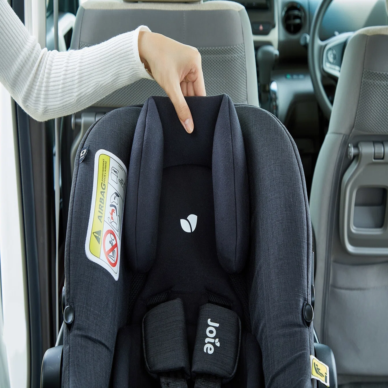 スタッフ厳選！マンスリーアイテム】「i-Snug2」「i-base lx2」をご 