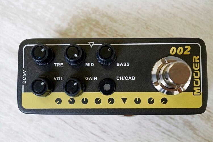 Mooer Micro PreAMP 002 UK Gold 900 – United States