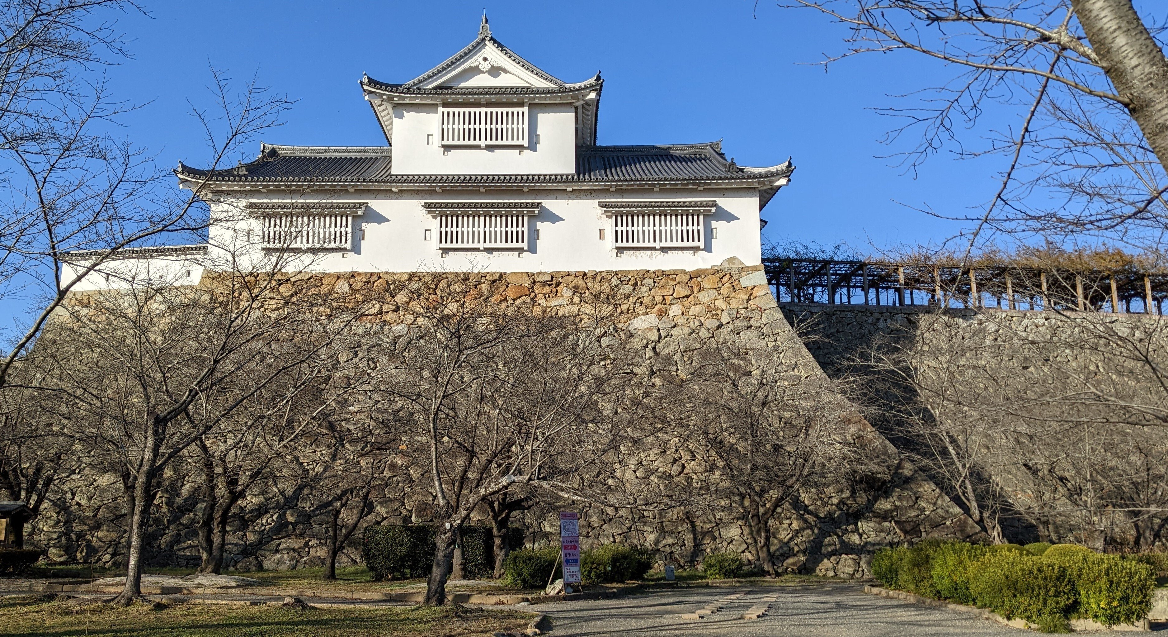 美作國・津山ひとり旅;八つ墓村よりB'z(旅で☆深読み 美作國・津山ひとり旅;八つ墓村よりB'z(旅で☆深読み