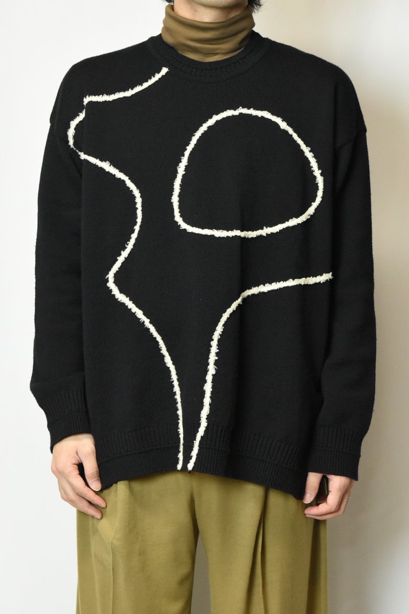 Khéiki（ケイキ） Embroidered Sweater　着画