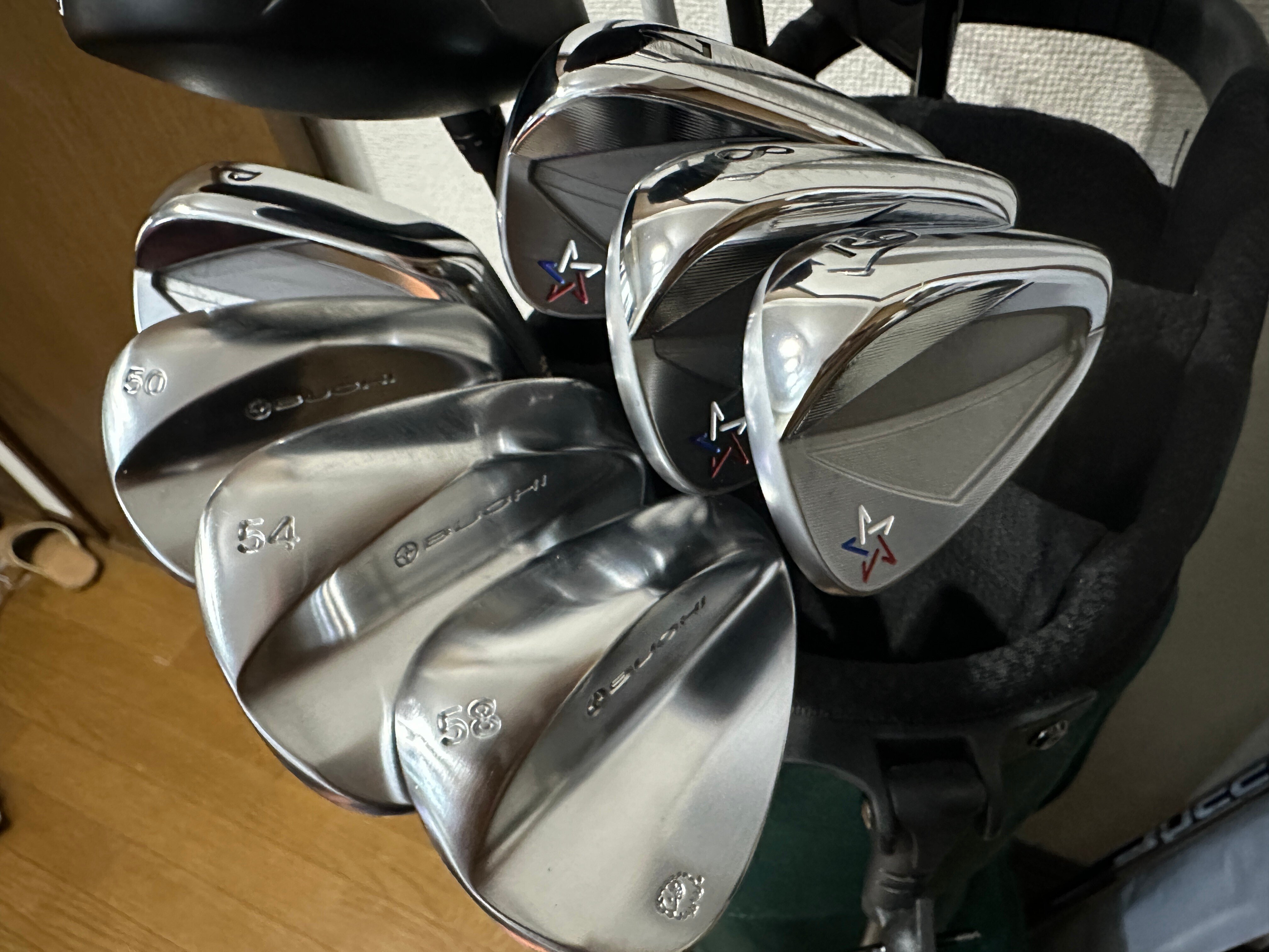 PXG ホワイト ハット　試着程度 PXG ホワイト ハット 試着程度 - メルカリ