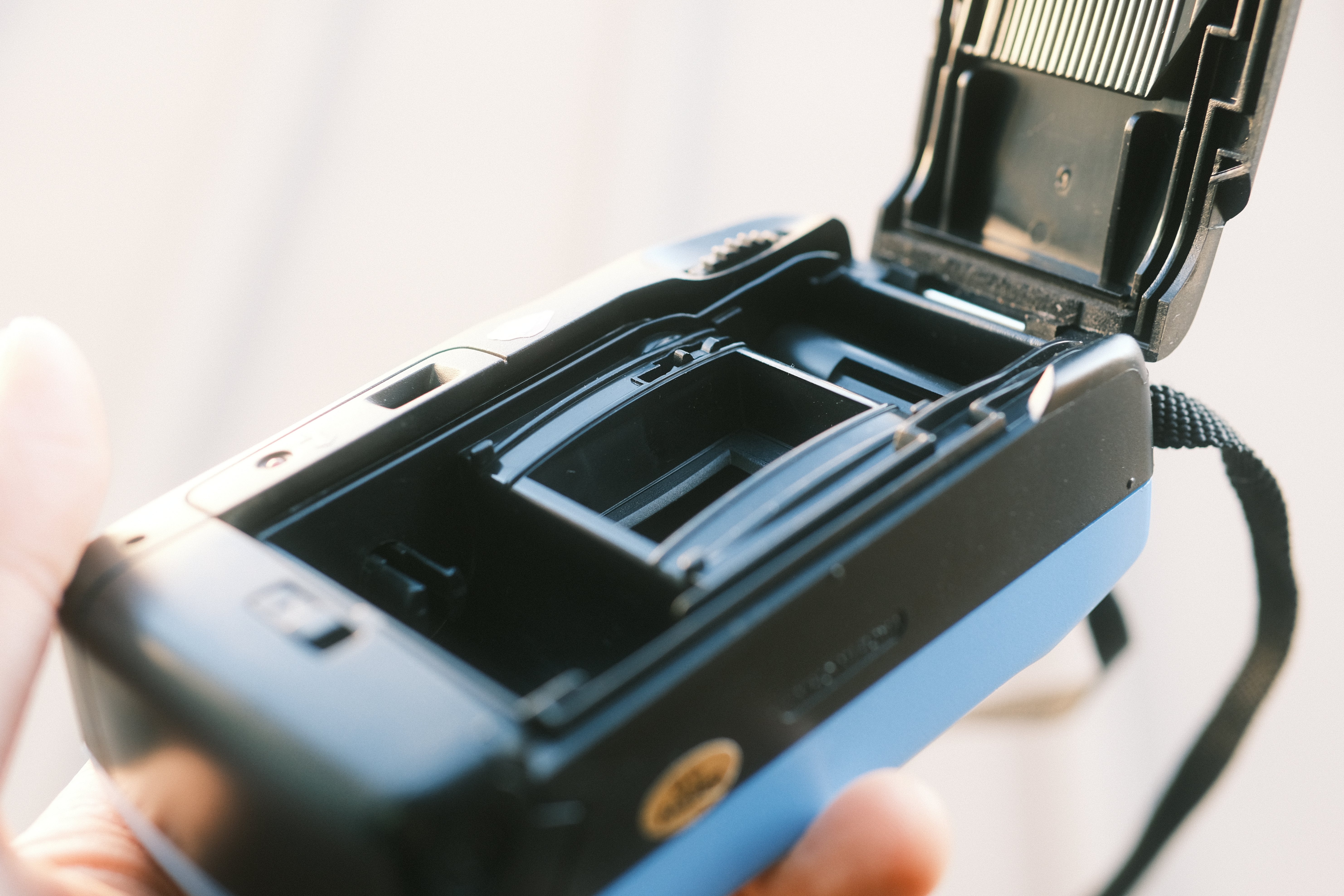 90年代の「フィルム交換できる写ルンです」を使ってみる｜en