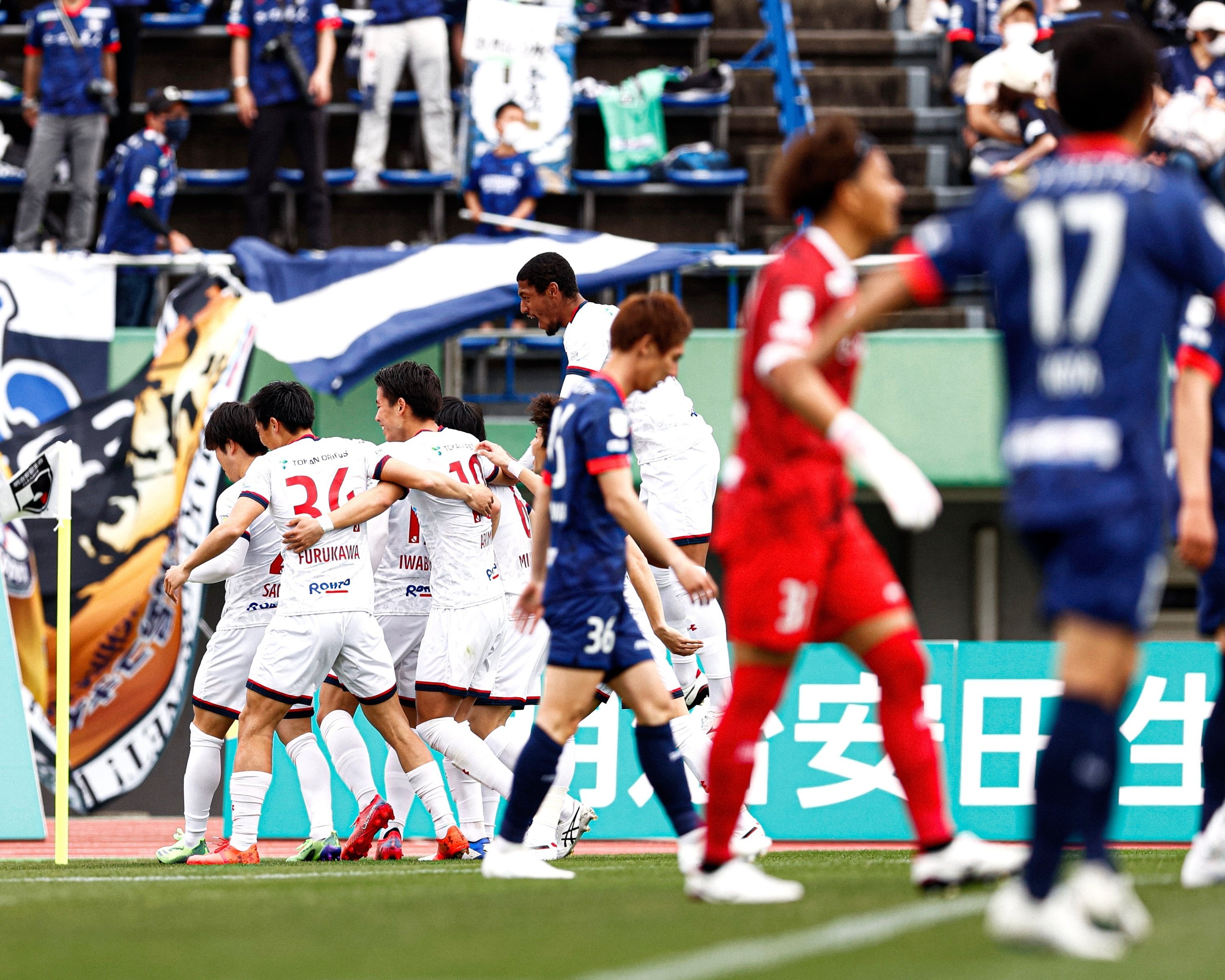 いわきFC 練習着　ウェア　半チャックジャージ 2025年最新】いわきfc トレーニングの人気アイテム - メルカリ