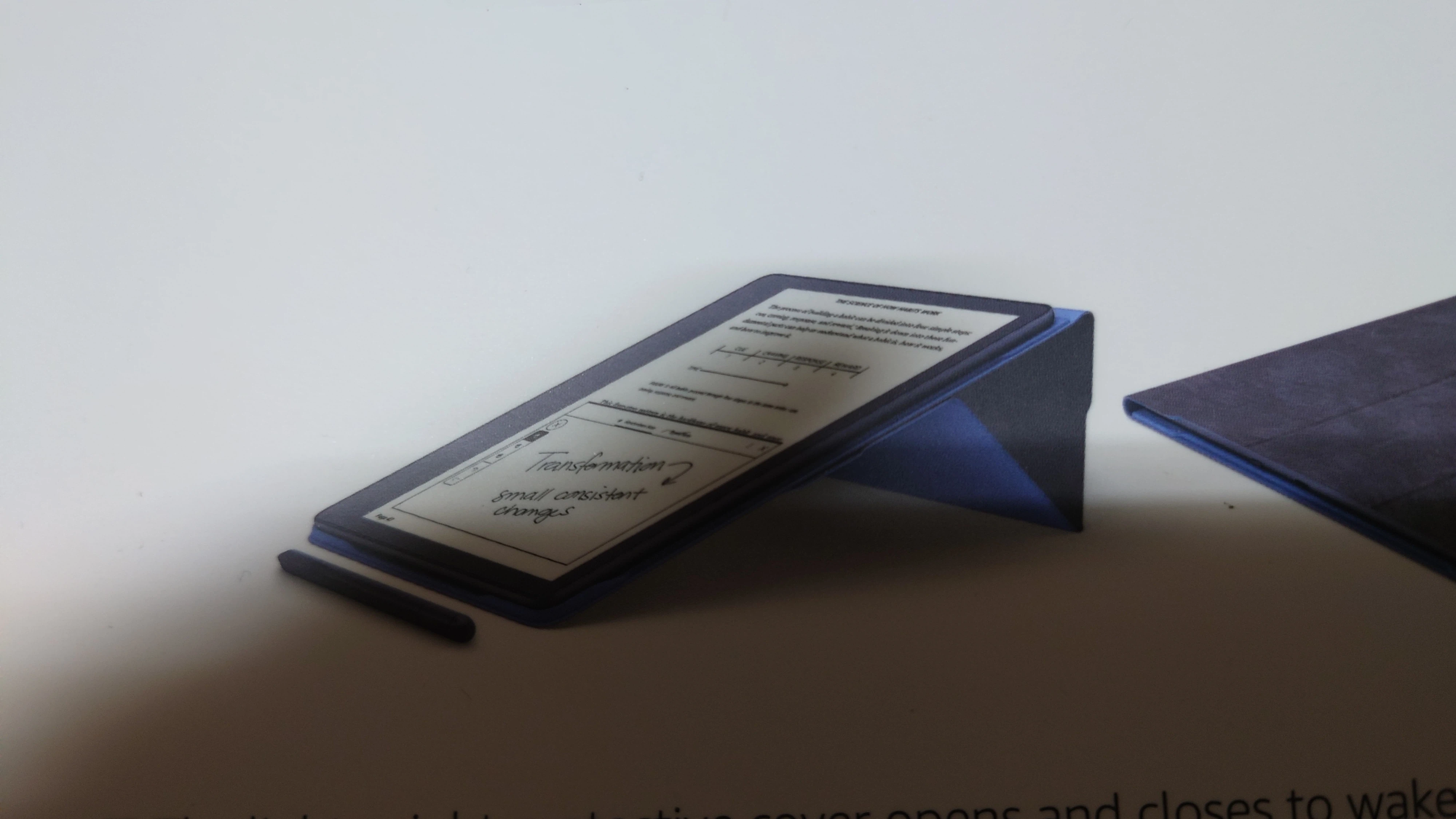 Scribe Format 사버렸다 「Kindle Scribe 프리미엄 가죽 커버」|fukubi