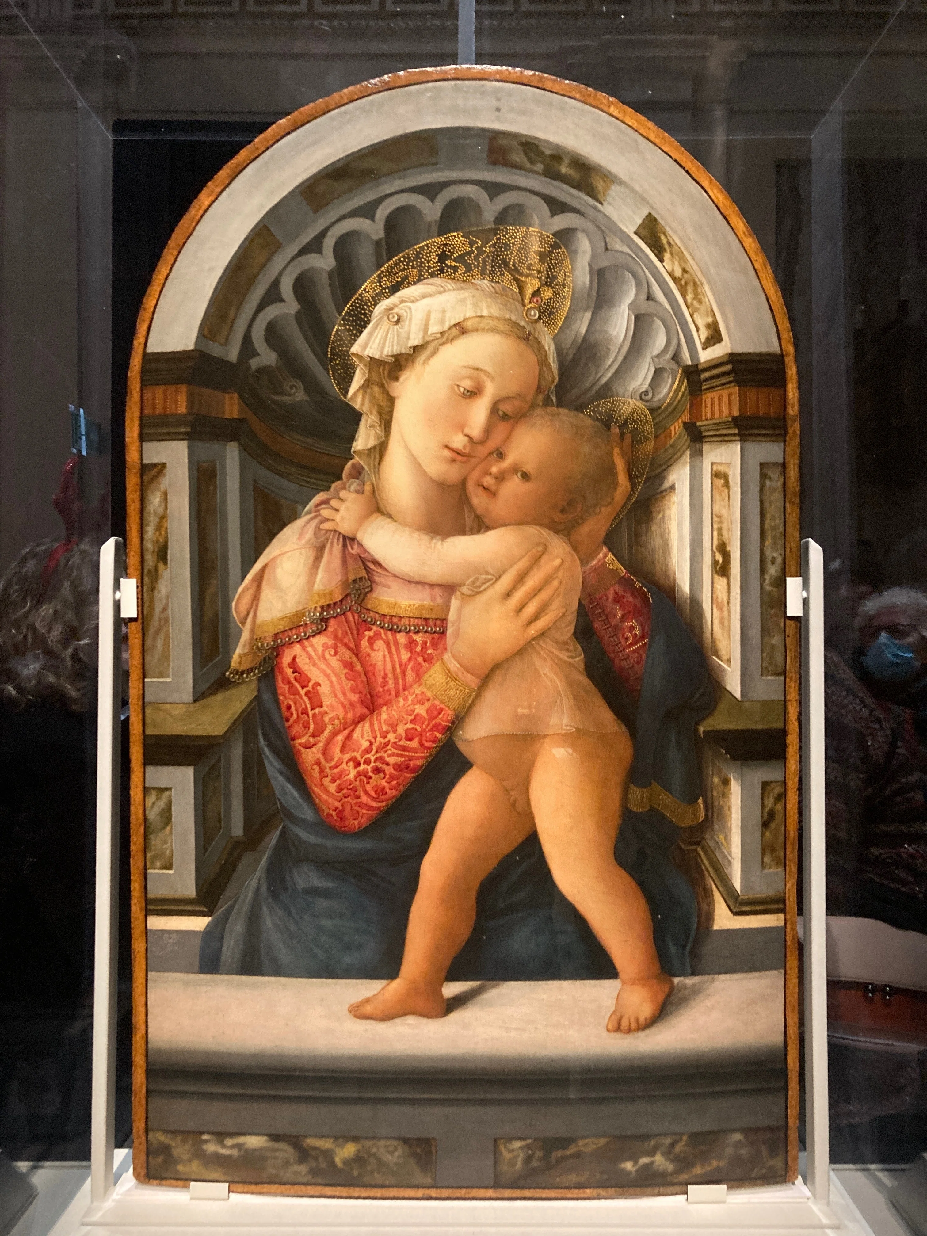 慈愛と美（La Carità e la bellezza）： ルネサンス期の名作絵画が