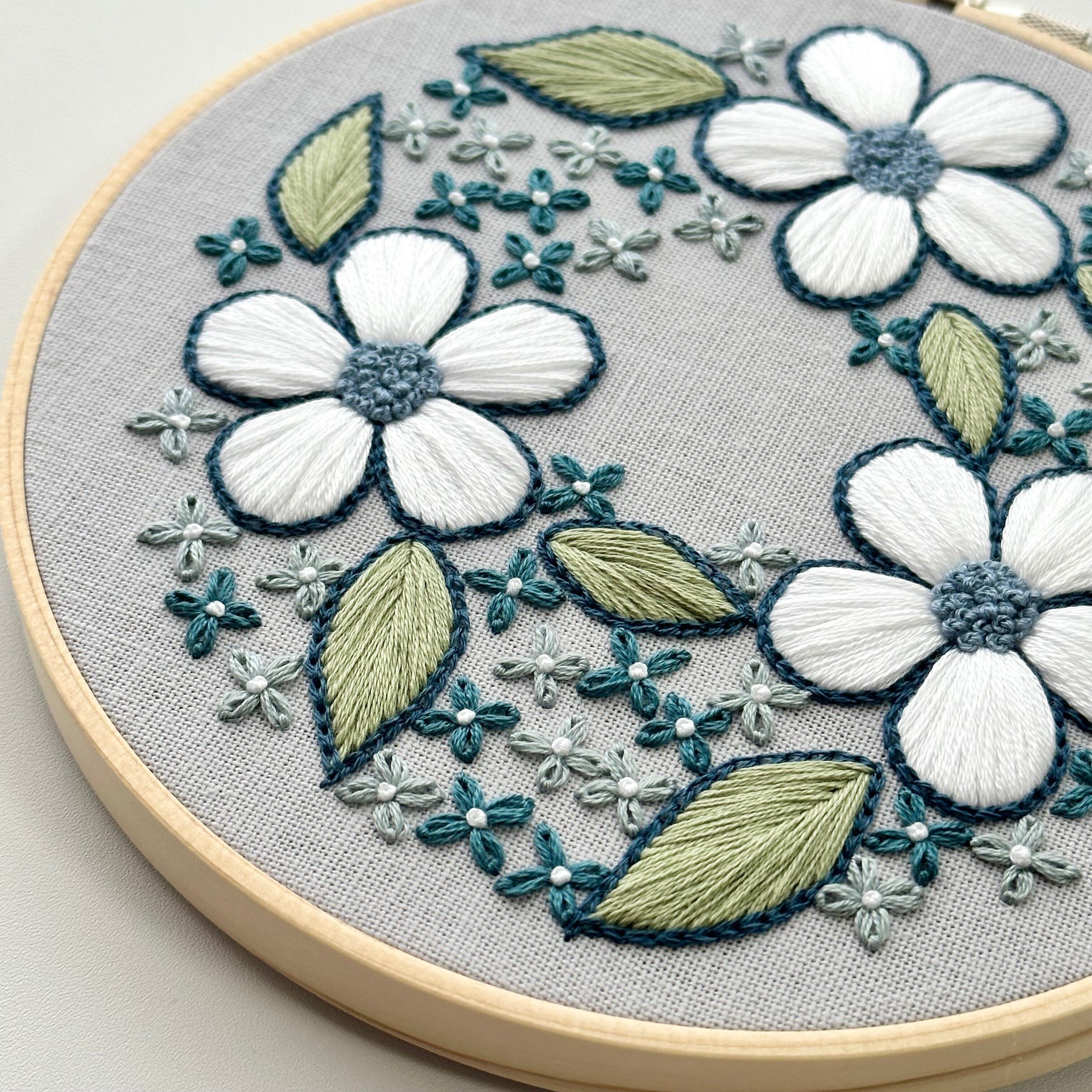 PDF図案「藍と白」｜はなこまち/刺繍作家