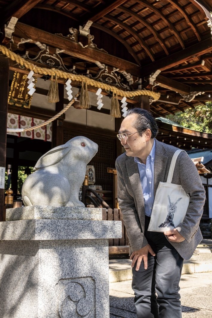 東天王 岡﨑神社】おみくじも提灯も卯づくし「狛うさぎ」｜京都 動物